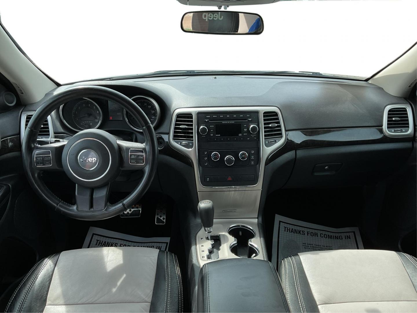 2012 Jeep Grand Cherokee Laredo (1C4RJFAG3CC) with an Other engine, located at 880 E. National Road, Vandalia, OH, 45377, (937) 908-9800, 39.891918, -84.183594 - 2012 Jeep Grand Cherokee Laredo - Photo#19