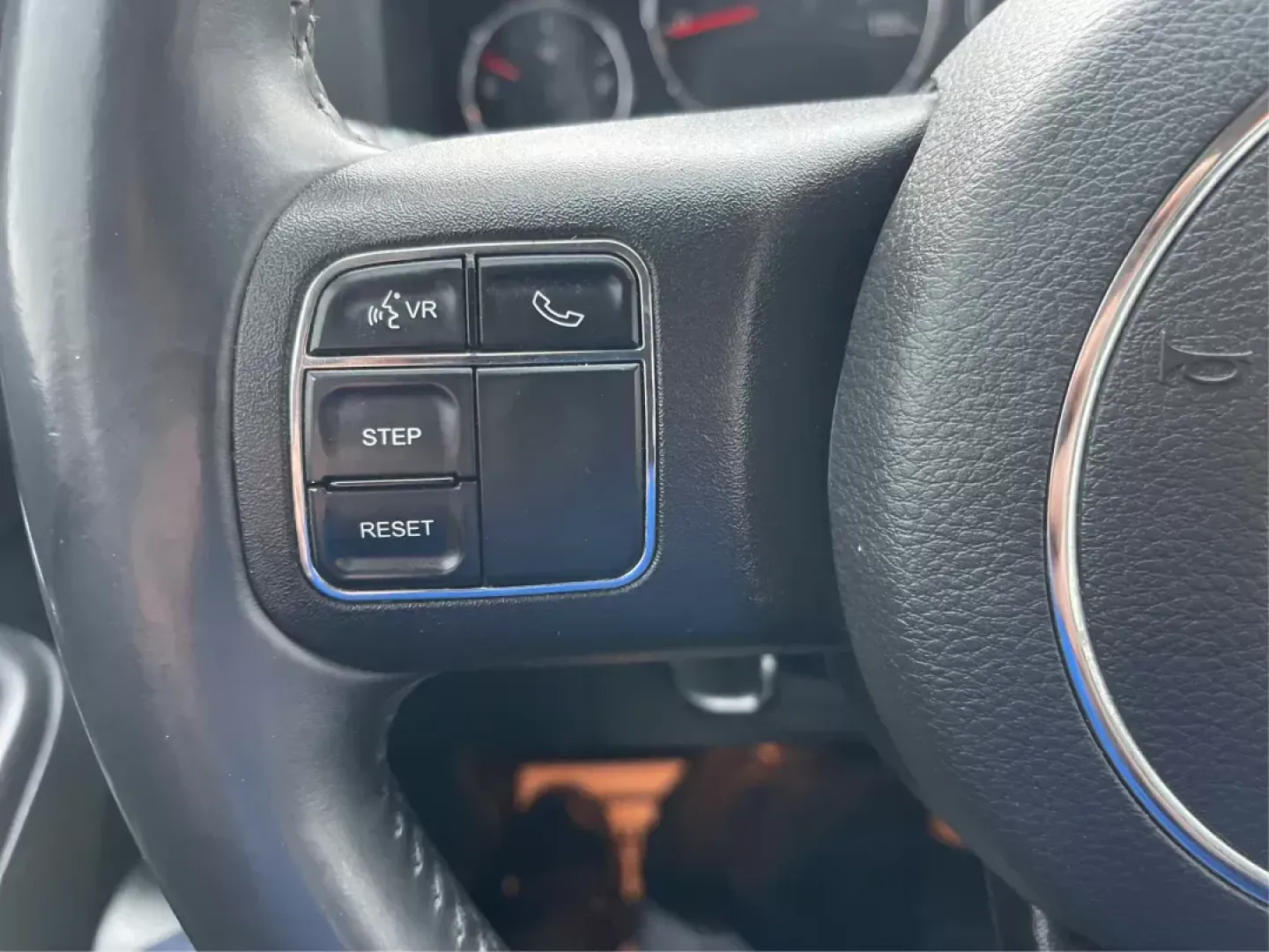 2012 Jeep Liberty Sport 4WD (1C4PJMAK8CW) with an 3.7L V6 SOHC 12V engine, 4-Speed Automatic transmission, located at 1099 N County Rd 25A, Troy, OH, 45373, (937) 908-9800, 40.057079, -84.212883 - 2012 Jeep Liberty Sport 4WD - Photo#16