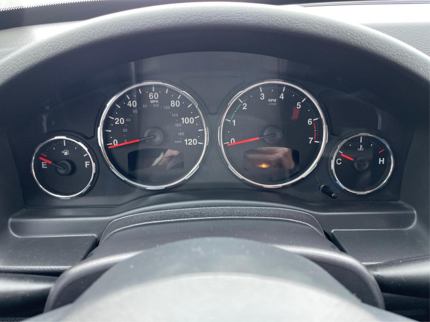 2012 Jeep Liberty Sport 4WD (1C4PJMAK8CW) with an 3.7L V6 SOHC 12V engine, 4-Speed Automatic transmission, located at 1099 N County Rd 25A, Troy, OH, 45373, (937) 908-9800, 40.057079, -84.212883 - 2012 Jeep Liberty Sport 4WD - Photo#14