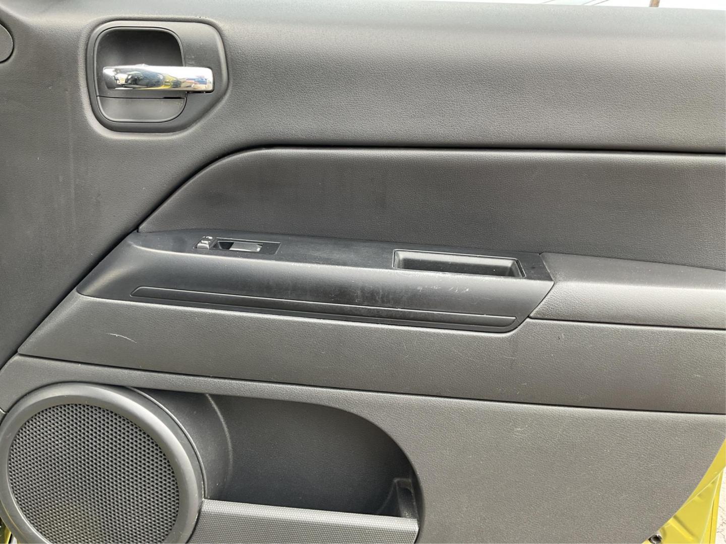2012 Jeep Patriot Latitude 2WD (1C4NJPFA7CD) with an 2.0L L4 DOHC 16V engine, located at 401 Woodman Dr, Riverside, OH, 45431, (937) 908-9800, 39.760899, -84.123421 - 2012 Jeep Patriot Latitude 2WD - Photo#18