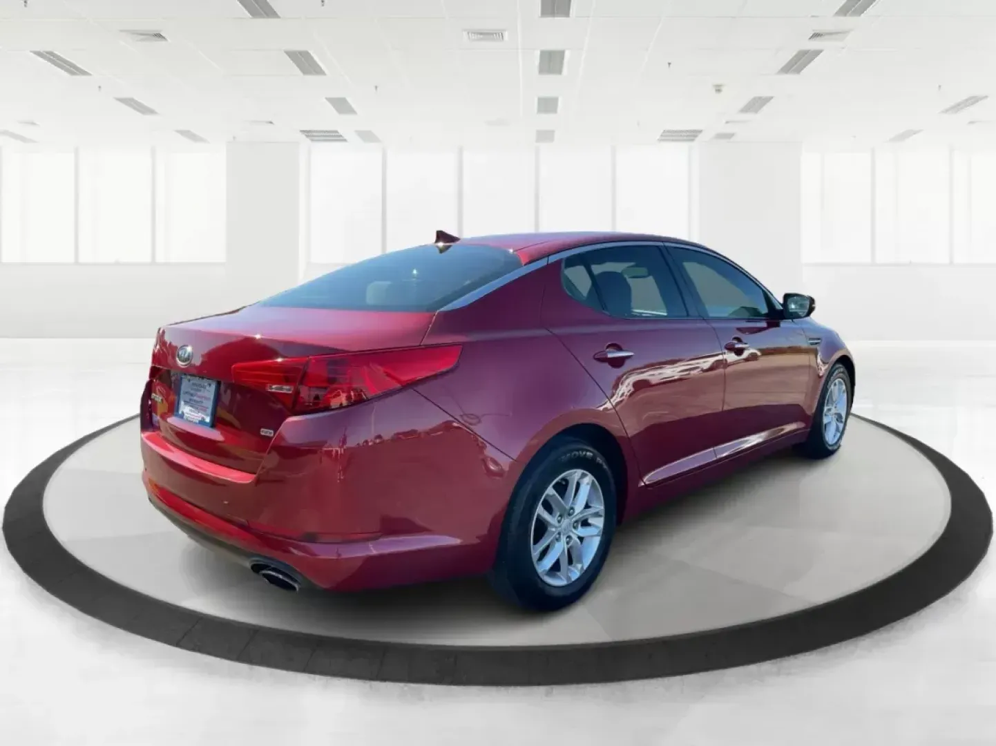 2012 Kia Optima LX (5XXGM4A73CG) with an Other engine, located at 8750 N County Rd 25A, Piqua, OH, 45356, (937) 908-9800, 40.164391, -84.232513 - **Discover Your Next Adventure with the 2012 Kia Optima LX at Advantage Car and Credit!**<br /> <br /> Are you searching for a reliable sedan that perfectly blends style, comfort, and functionality? Look no further than the 2012 Kia Optima LX, available now at Advantage Car and Credit in Fairborn, O - Photo#2