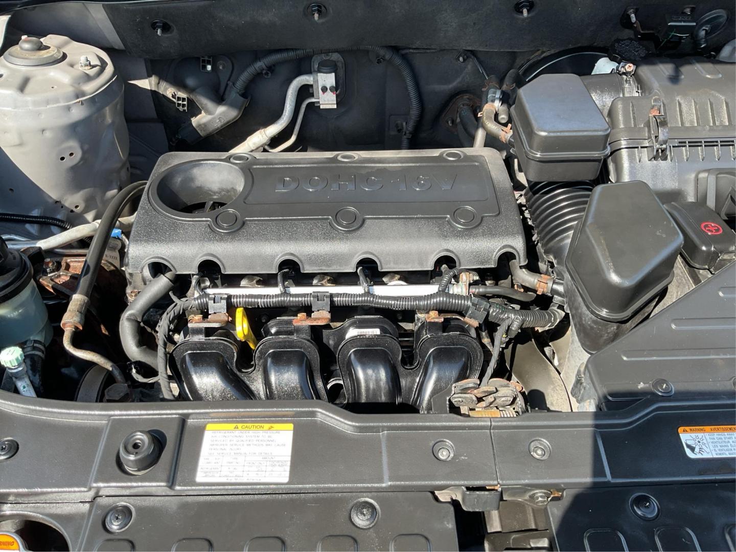2012 Kia Sorento LX (5XYKT3A17CG) with an 2.4L I-4 DOHC engine, located at 401 Woodman Dr, Riverside, OH, 45431, (937) 908-9800, 39.760899, -84.123421 - 2012 Kia Sorento LX - Photo#10