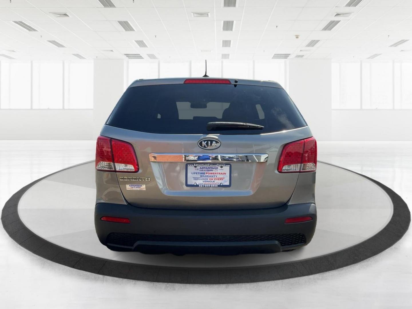 2012 Kia Sorento LX (5XYKT3A17CG) with an 2.4L I-4 DOHC engine, located at 401 Woodman Dr, Riverside, OH, 45431, (937) 908-9800, 39.760899, -84.123421 - 2012 Kia Sorento LX - Photo#3