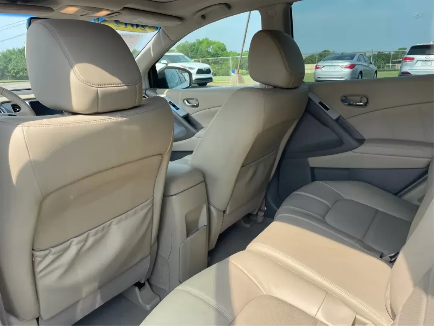 2012 Nissan Murano SL (JN8AZ1MW8CW) with an 3.5L V-6 DOHC engine, located at 4508 South Dixie Dr, Moraine, OH, 45439, (937) 908-9800, 39.689976, -84.218452 - **Experience Luxury and Versatility with the 2012 Nissan Murano SL Perfect for Your Next Adventure**<br /> <br /> Are you ready to elevate your driving experience? The 2012 Nissan Murano SL is not just a vehicle; it's a lifestyle choice for families, adventurers, and commuters alike. With its styli - Photo#9