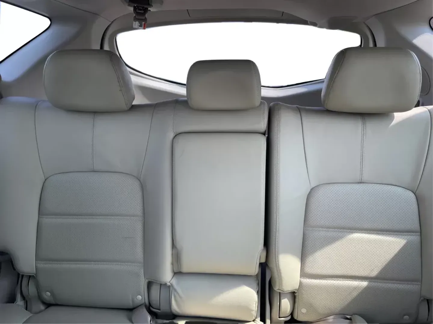 2012 Nissan Murano SL (JN8AZ1MW8CW) with an 3.5L V-6 DOHC engine, located at 4508 South Dixie Dr, Moraine, OH, 45439, (937) 908-9800, 39.689976, -84.218452 - **Experience Luxury and Versatility with the 2012 Nissan Murano SL Perfect for Your Next Adventure**<br /> <br /> Are you ready to elevate your driving experience? The 2012 Nissan Murano SL is not just a vehicle; it's a lifestyle choice for families, adventurers, and commuters alike. With its styli - Photo#13
