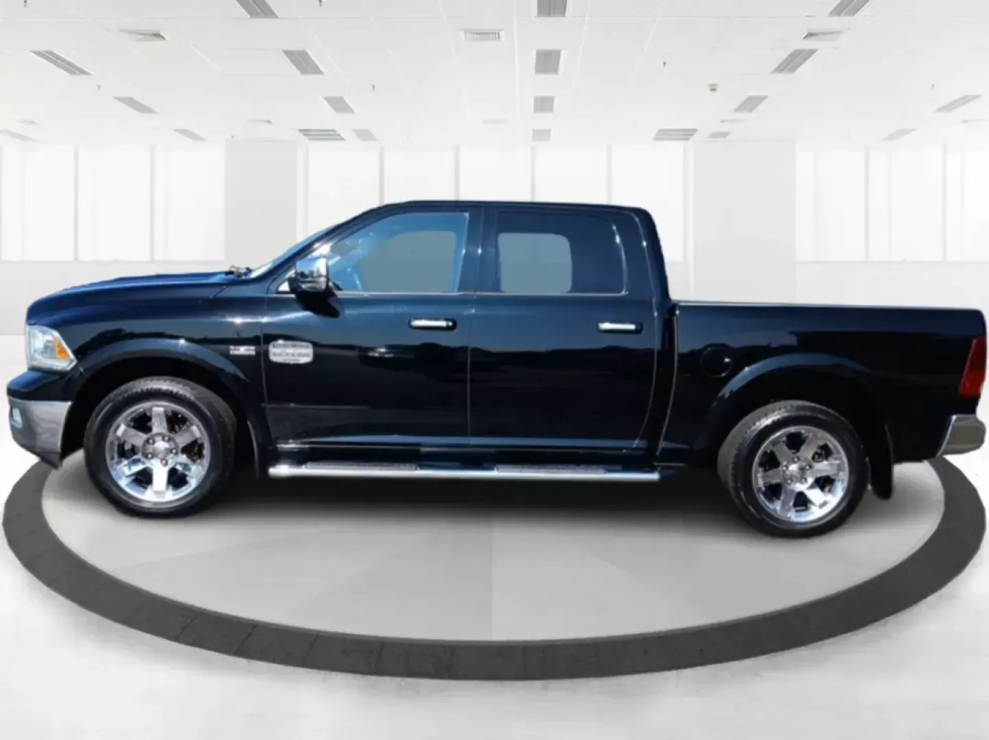 2012 Ram 1500 Laramie Longhorn Edition Crew Cab 4WD (1C6RD7PT6CS) with an 5.7L V8 OHV 16V engine, 6-Speed Automatic transmission, located at 1099 N County Rd 25A, Troy, OH, 45373, (937) 908-9800, 40.057079, -84.212883 - One Owner - Photo#6