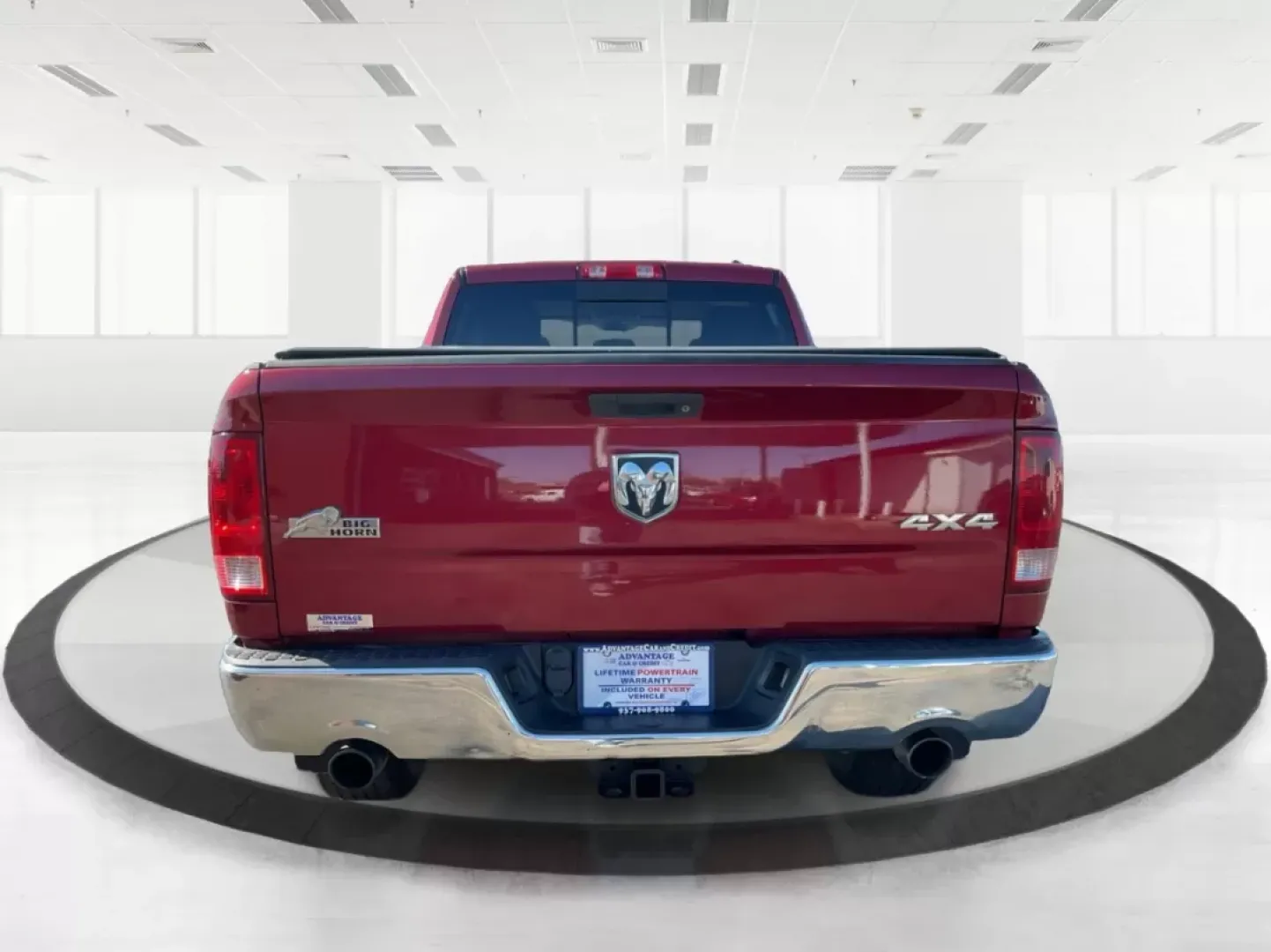 2012 Ram 1500 SLT (1C6RD7GT9CS) with an HEMI 5.7L V-8 variable valve control engine, located at 1951 S Dayton Lakeview Rd., New Carlisle, OH, 45344, (937) 908-9800, 39.890999, -84.050255 - **Unleash Adventure with the 2012 Ram 1500 SLT Your Next Truck Awaits!**<br /> <br /> Are you ready to elevate your weekend adventures or tackle your daily commute with confidence? Look no further than the 2012 Ram 1500 SLT, a robust and stylish pickup truck designed to meet the needs of families, - Photo#3