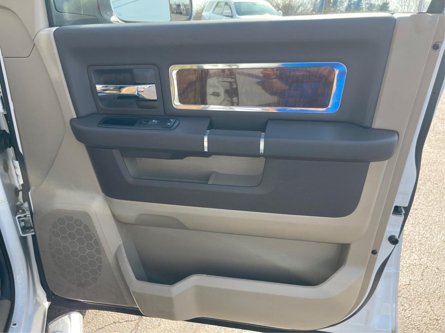 2012 Ram 1500 Laramie (1C6RD7JTXCS) with an Other engine, located at 1099 N County Rd 25A, Troy, OH, 45373, (937) 908-9800, 40.057079, -84.212883 - 2012 Ram 1500 Laramie - Photo#19