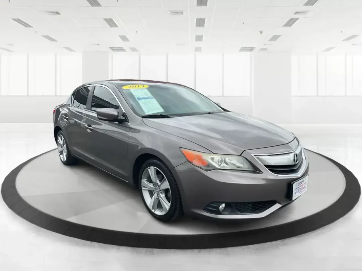 2013 Acura ILX 2.0L (19VDE1F7XDE) with an 2L I-4 i-VTEC variable valve control engine, located at 1230 East Main St, Xenia, OH, 45385, (937) 908-9800, 39.688026, -83.910172 - 2013 Acura ILX 2.0L - Photo#6