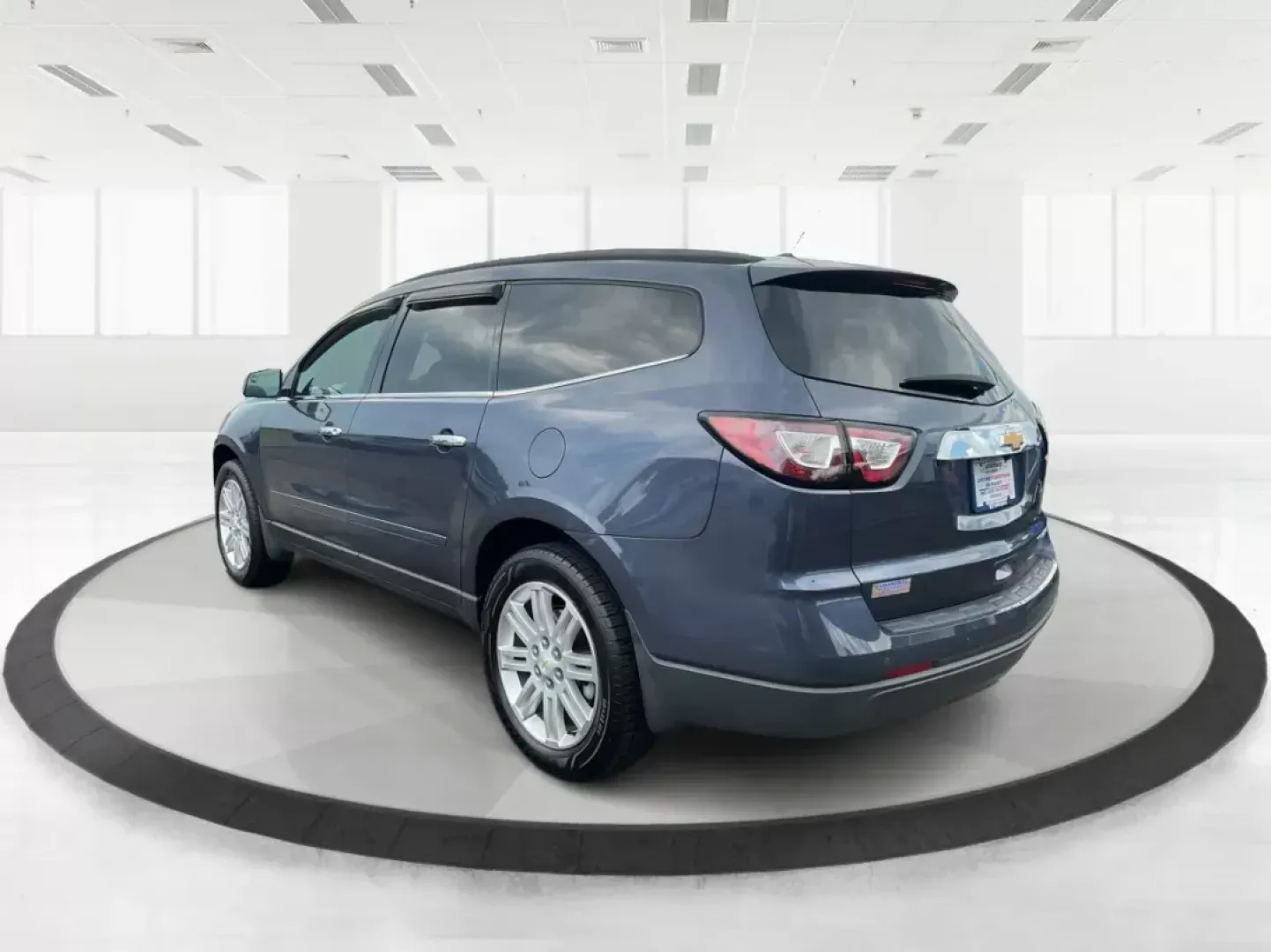 2013 Chevrolet Traverse 1LT (1GNKRGKD0DJ) with an 3.6L V-6 gasoline direct injection engine, located at 1951 S Dayton Lakeview Rd., New Carlisle, OH, 45344, (937) 908-9800, 39.890999, -84.050255 - **Embark on Your Next Adventure with the 2013 Chevrolet Traverse 1LT**<br /> <br /> Are you ready to elevate your family outings, road trips, or daily commutes? The 2013 Chevrolet Traverse 1LT is the perfect companion, designed for those seeking comfort, space, and versatility. With room for everyon - Photo#3