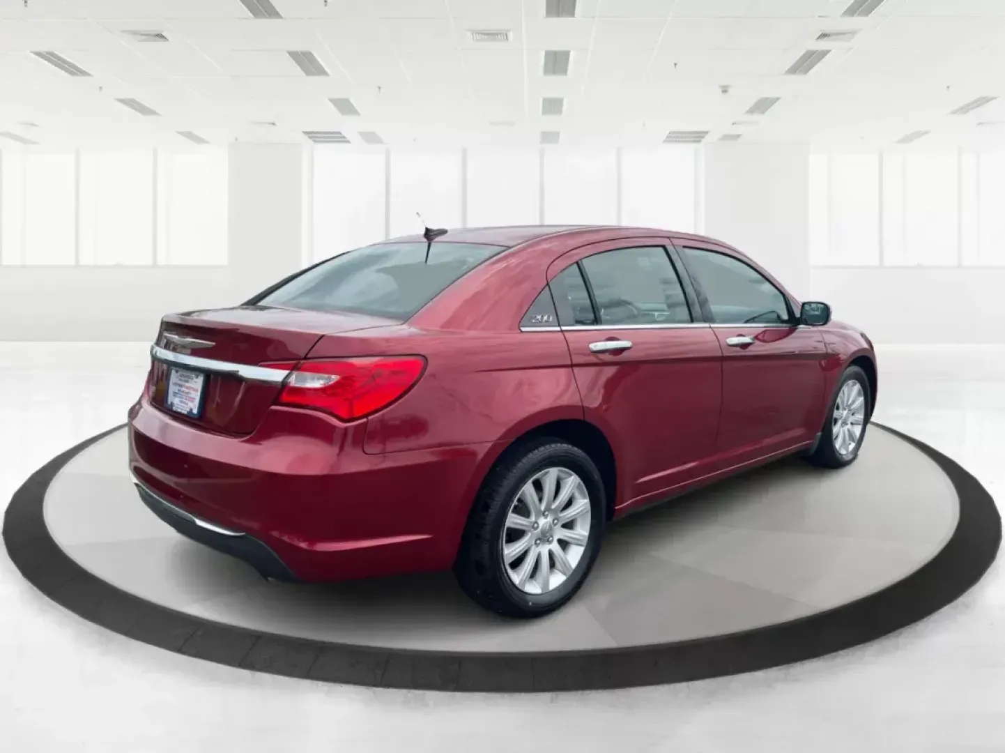 2013 Chrysler 200 Limited (1C3CCBCG7DN) with an Other engine, located at 1099 N County Rd 25A, Troy, OH, 45373, (937) 908-9800, 40.057079, -84.212883 - 2013 Chrysler 200 Limited - Photo#2
