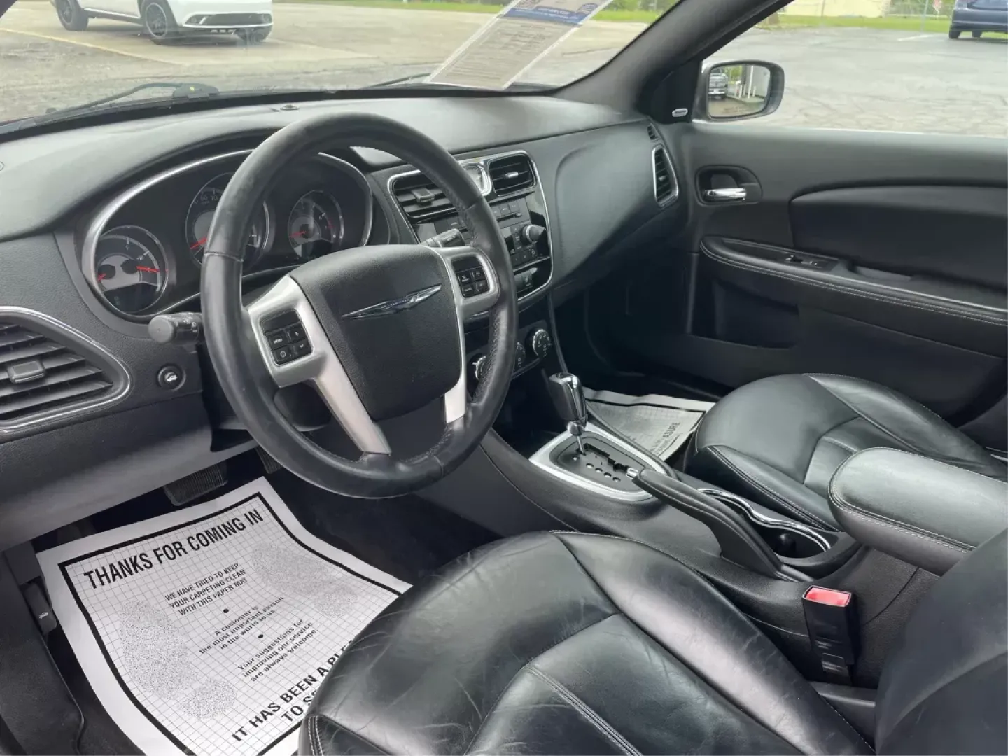 2013 Chrysler 200 Limited (1C3CCBCG7DN) with an Other engine, located at 1099 N County Rd 25A, Troy, OH, 45373, (937) 908-9800, 40.057079, -84.212883 - 2013 Chrysler 200 Limited - Photo#8