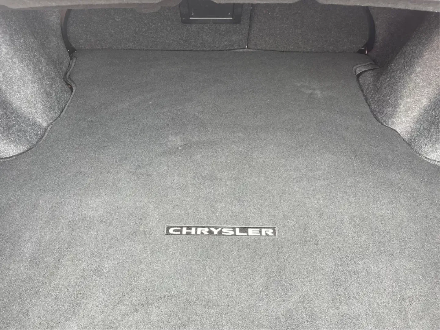 2013 Chrysler 200 Limited (1C3CCBCG7DN) with an Other engine, located at 1099 N County Rd 25A, Troy, OH, 45373, (937) 908-9800, 40.057079, -84.212883 - 2013 Chrysler 200 Limited - Photo#11