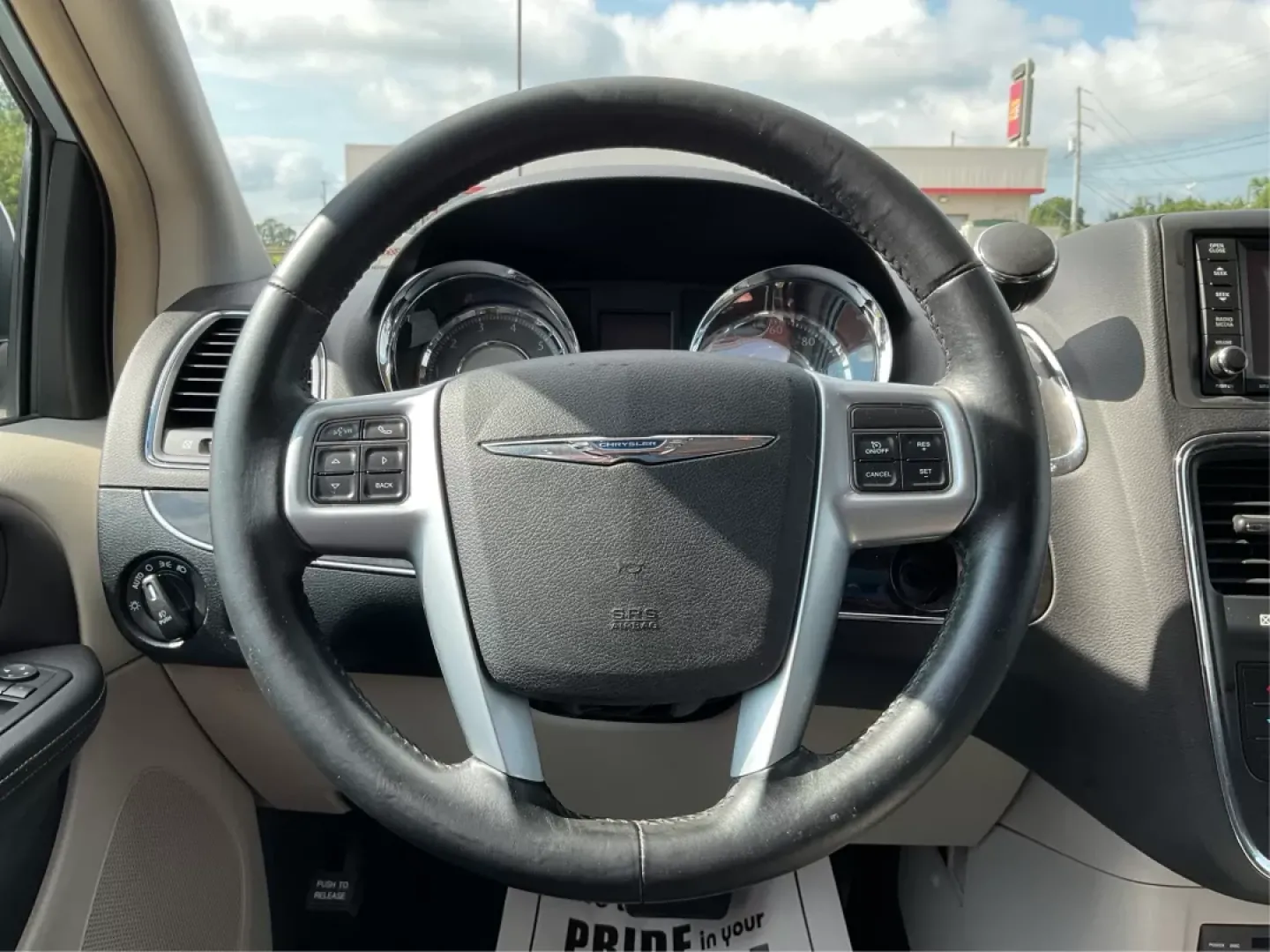 2013 Chrysler Town and Country Touring-L (2C4RC1CG5DR) with an Pentastar 3.6L V-6 DOHC engine, located at 1099 N County Rd 25A, Troy, OH, 45373, (937) 908-9800, 40.057079, -84.212883 - **Drive Family Adventures in the 2013 Chrysler Town and Country Touring-L Your Perfect Companion for Fun and Functionality!**<br /> <br /> Are you searching for the ideal vehicle to accommodate your growing family or enhance your daily commutes? Look no further than the stunning 2013 Chrysler Tow - Photo#16