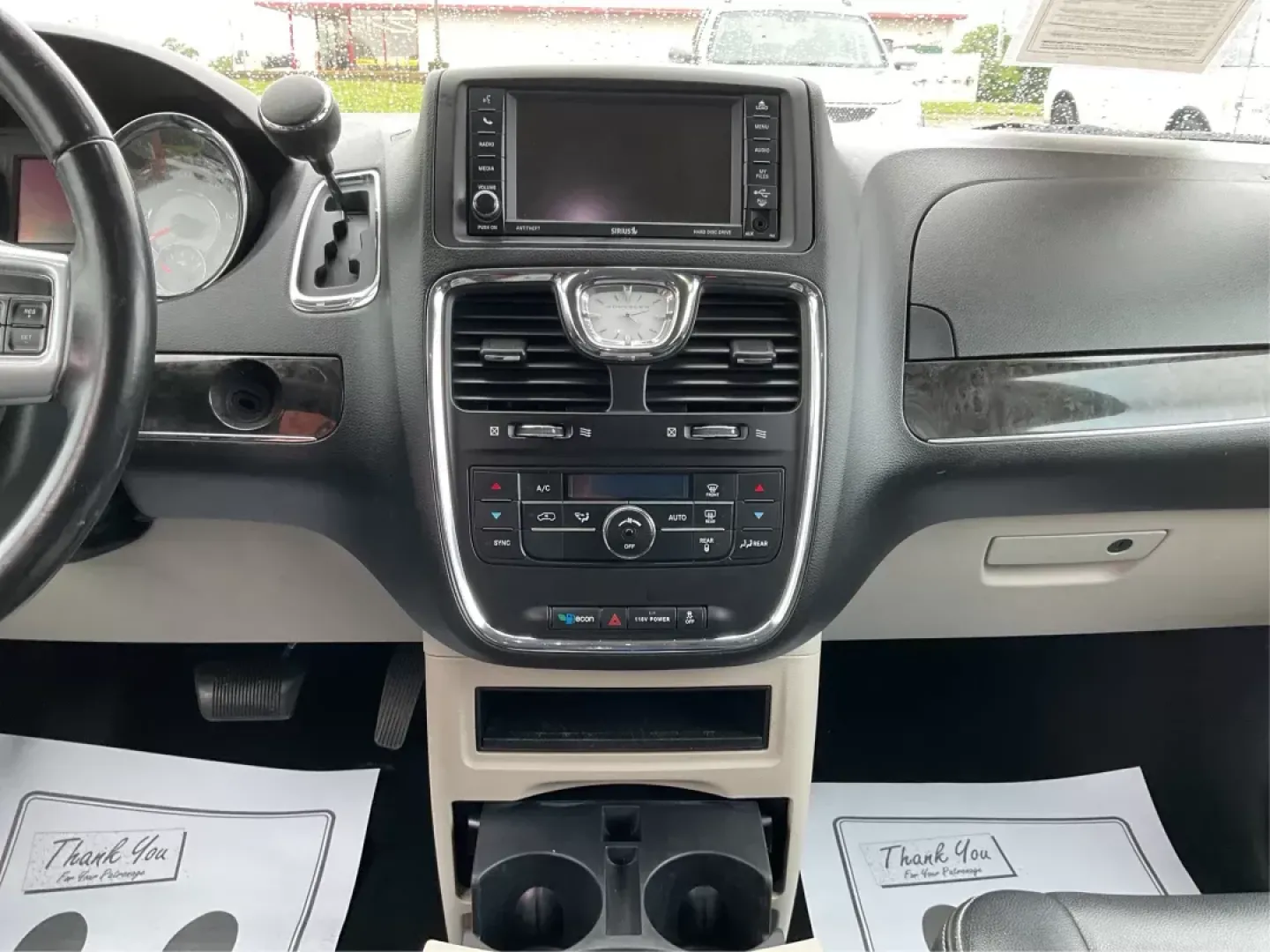 2013 Chrysler Town and Country Touring (2C4RC1BG5DR) with an Pentastar 3.6L V-6 DOHC engine, located at 4508 South Dixie Dr, Moraine, OH, 45439, (937) 908-9800, 39.689976, -84.218452 - **Discover the Family-Friendly 2013 Chrysler Town and Country Touring at Advantage Car and Credit in Fairborn, OH!**<br /> <br /> Are you in the market for a spacious and reliable vehicle that caters to your family's adventures? Look no further than the 2013 Chrysler Town and Country Touring, a - Photo#12