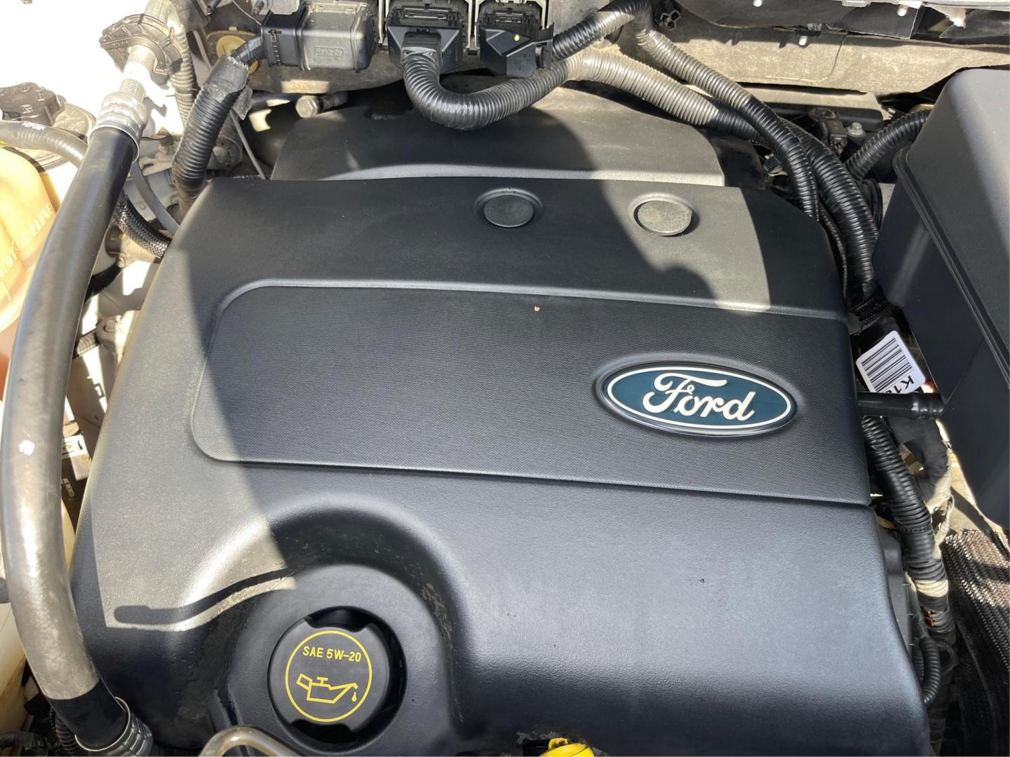2013 Ford Edge SEL AWD (2FMDK4JC2DB) with an 3.5L V6 DOHC 24V engine, 6-Speed Automatic transmission, located at 1951 S Dayton Lakeview Rd., New Carlisle, OH, 45344, (937) 908-9800, 39.890999, -84.050255 - 2013 Ford Edge SEL AWD - Photo#10
