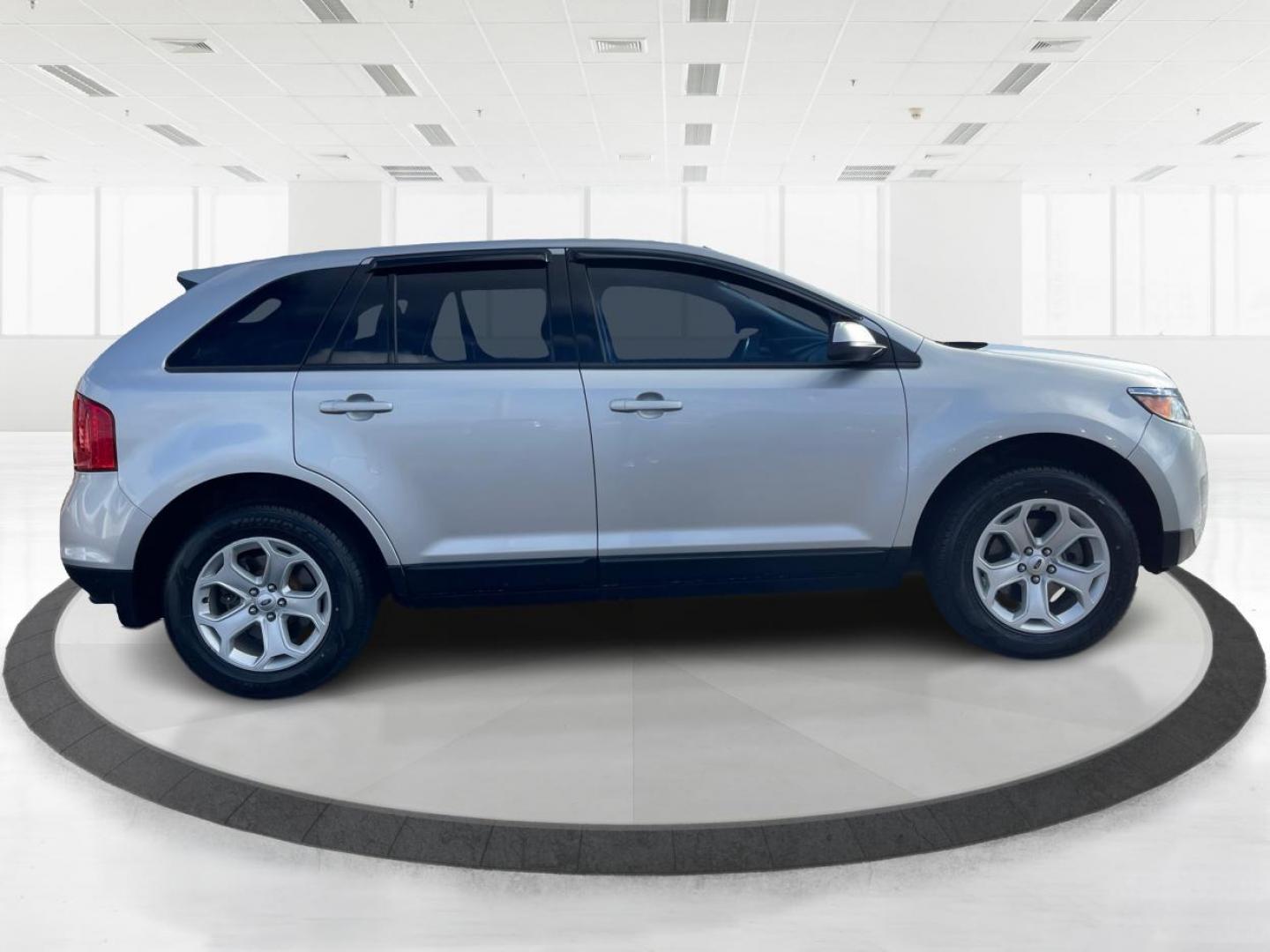 2013 Ford Edge SEL AWD (2FMDK4JC2DB) with an 3.5L V6 DOHC 24V engine, 6-Speed Automatic transmission, located at 1951 S Dayton Lakeview Rd., New Carlisle, OH, 45344, (937) 908-9800, 39.890999, -84.050255 - 2013 Ford Edge SEL AWD - Photo#1