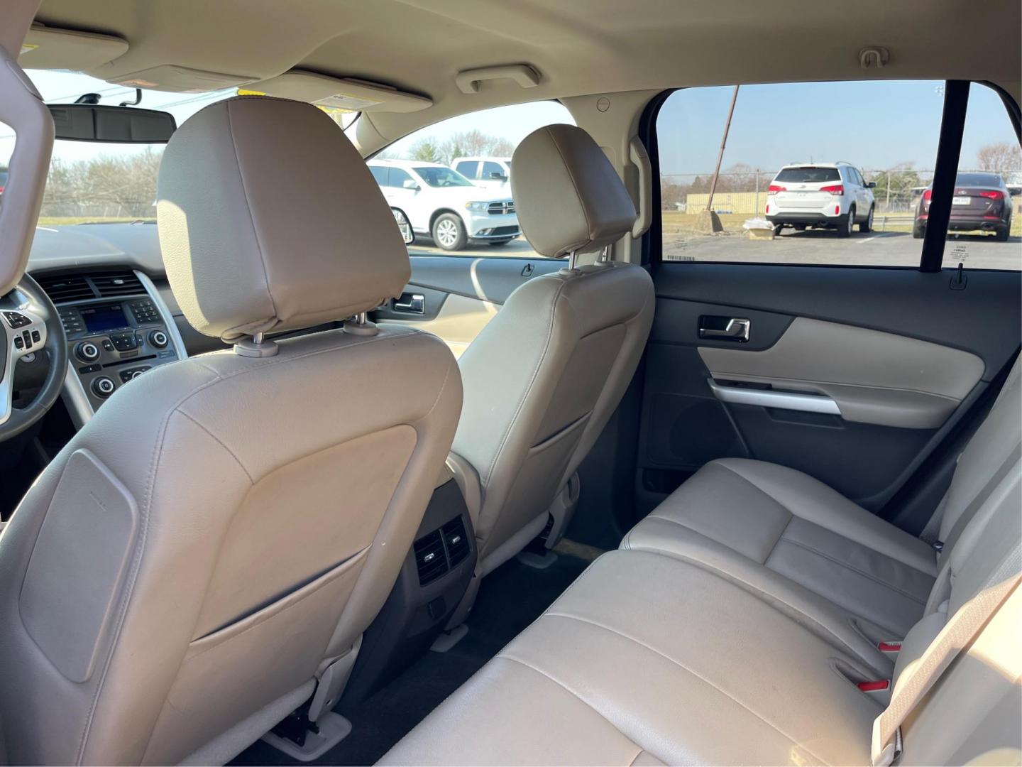 2013 Ford Edge SEL (2FMDK4JC8DB) with an 3.5L V-6 DOHC engine, located at 880 E. National Road, Vandalia, OH, 45377, (937) 908-9800, 39.891918, -84.183594 - 2013 Ford Edge SEL - Photo#9