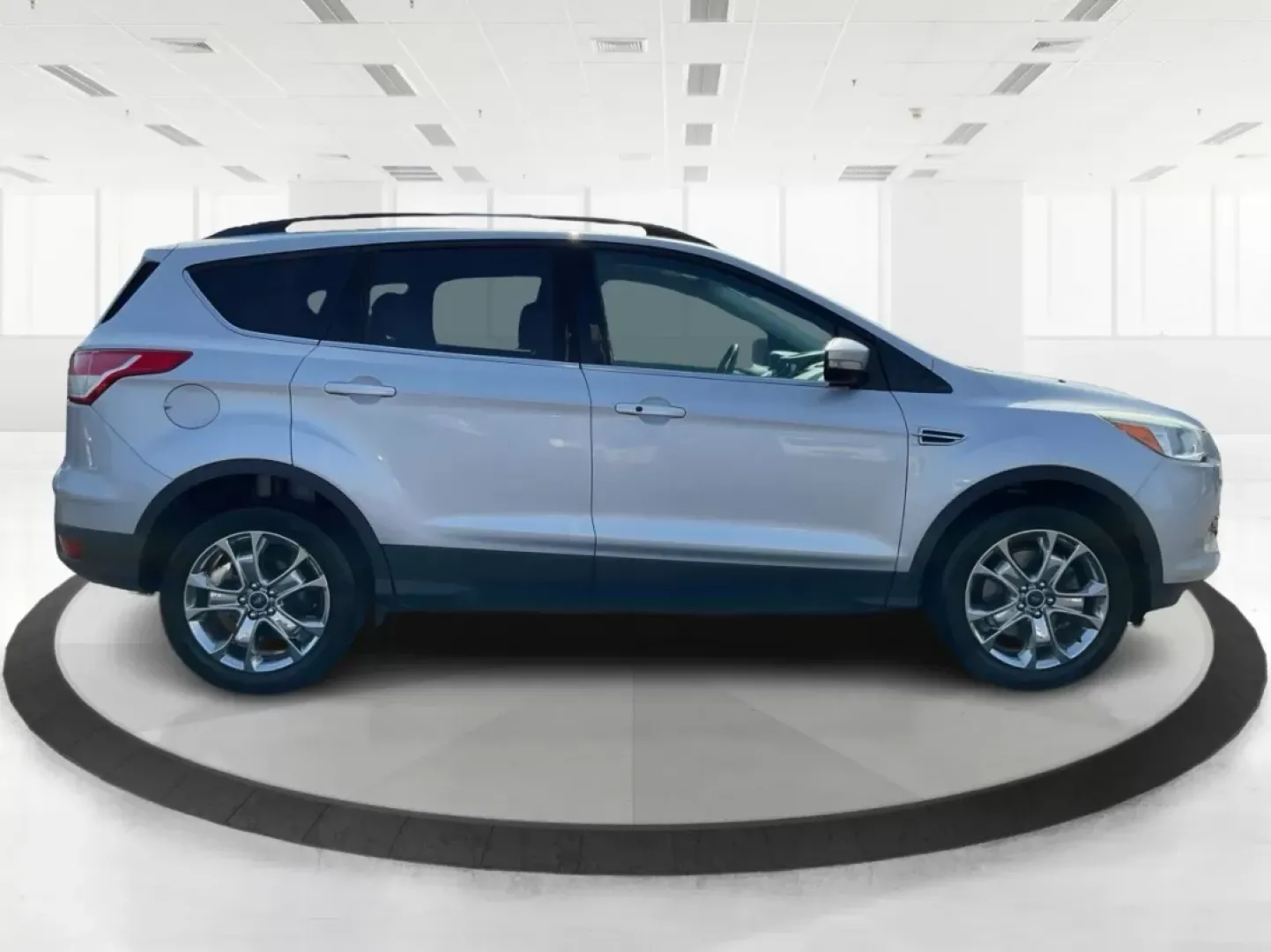 2013 Ford Escape SEL (1FMCU9H90DU) with an Other engine, located at 1184 Kauffman Ave, Fairborn, OH, 45324, (937) 908-9800, 39.807072, -84.030914 - **Experience Adventure with the 2013 Ford Escape SEL - Perfect for Your Next Family Journey!**<br /> <br /> Are you ready for the ultimate combination of adventure and comfort? The 2013 Ford Escape SEL, available now at Advantage Car and Credit in Fairborn, OH, is your ticket to exciting weekend get - Photo#1
