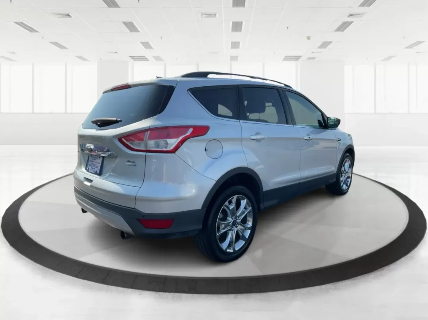 2013 Ford Escape SEL (1FMCU9H90DU) with an Other engine, located at 1184 Kauffman Ave, Fairborn, OH, 45324, (937) 908-9800, 39.807072, -84.030914 - **Experience Adventure with the 2013 Ford Escape SEL - Perfect for Your Next Family Journey!**<br /> <br /> Are you ready for the ultimate combination of adventure and comfort? The 2013 Ford Escape SEL, available now at Advantage Car and Credit in Fairborn, OH, is your ticket to exciting weekend get - Photo#2