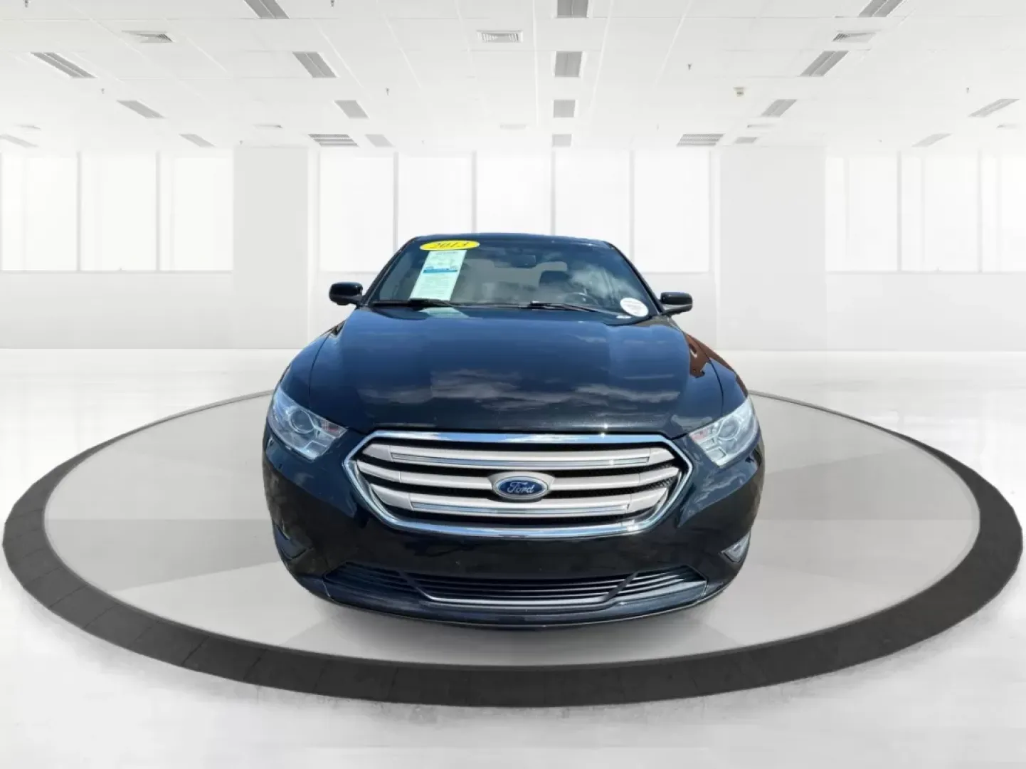 2013 Ford Taurus SEL (1FAHP2E87DG) with an EcoBoost 2L I-4 gasoline direct injection engine, located at 1099 N County Rd 25A, Troy, OH, 45373, (937) 908-9800, 40.057079, -84.212883 - ### Discover Your Next Adventure with the 2013 Ford Taurus SEL from Advantage Car and Credit!<br /> <br /> Are you seeking a reliable and stylish sedan for your daily commute, family road trips, or weekend adventures? Look no further! The 2013 Ford Taurus SEL, available at Advantage Car and Credit i - Photo#7