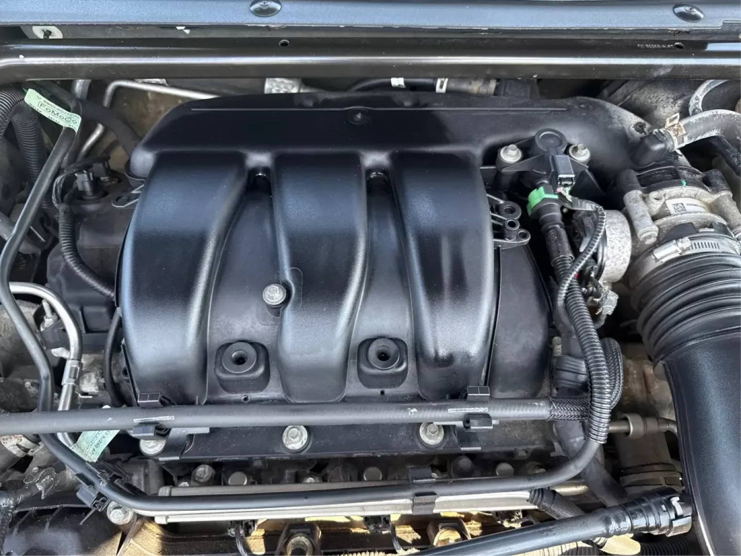 2013 Ford Taurus SEL (1FAHP2E87DG) with an EcoBoost 2L I-4 gasoline direct injection engine, located at 1099 N County Rd 25A, Troy, OH, 45373, (937) 908-9800, 40.057079, -84.212883 - ### Discover Your Next Adventure with the 2013 Ford Taurus SEL from Advantage Car and Credit!<br /> <br /> Are you seeking a reliable and stylish sedan for your daily commute, family road trips, or weekend adventures? Look no further! The 2013 Ford Taurus SEL, available at Advantage Car and Credit i - Photo#11
