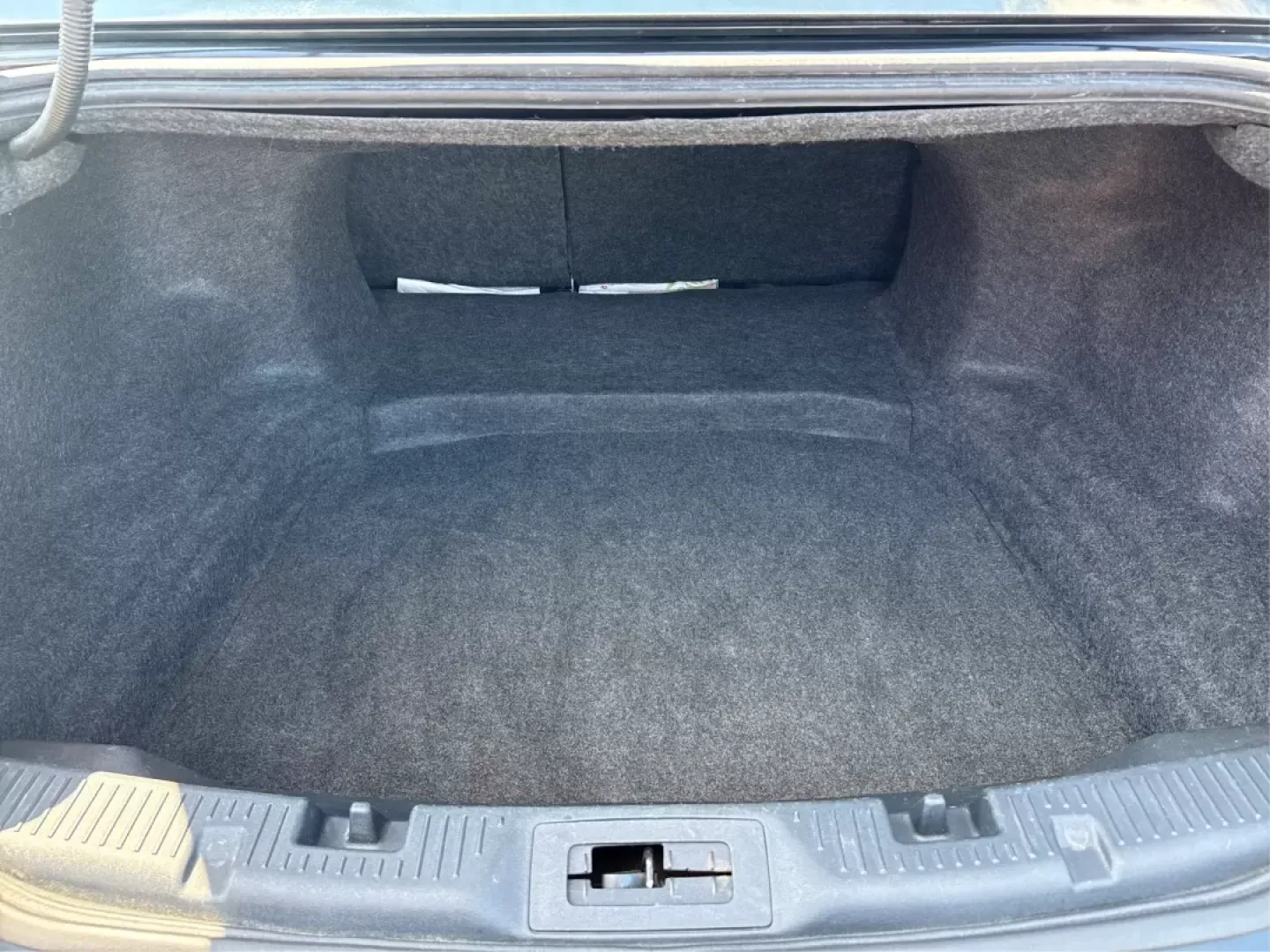 2013 Ford Taurus SEL (1FAHP2E87DG) with an EcoBoost 2L I-4 gasoline direct injection engine, located at 1099 N County Rd 25A, Troy, OH, 45373, (937) 908-9800, 40.057079, -84.212883 - ### Discover Your Next Adventure with the 2013 Ford Taurus SEL from Advantage Car and Credit!<br /> <br /> Are you seeking a reliable and stylish sedan for your daily commute, family road trips, or weekend adventures? Look no further! The 2013 Ford Taurus SEL, available at Advantage Car and Credit i - Photo#12