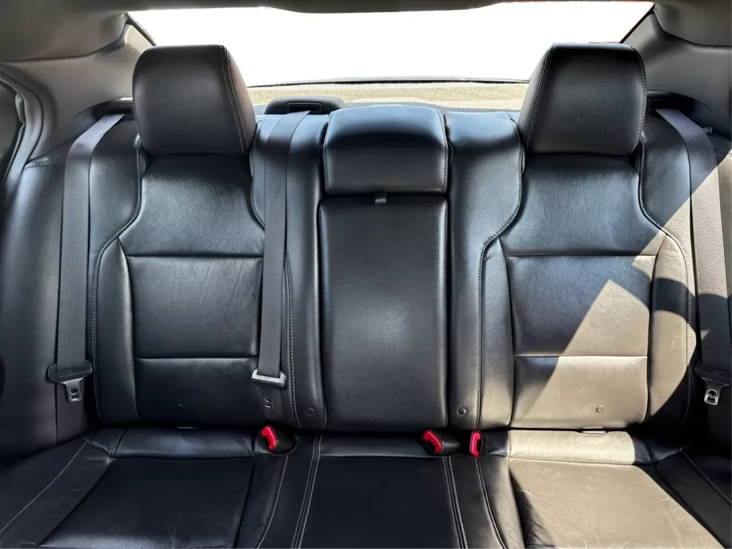 2013 Ford Taurus SEL (1FAHP2E87DG) with an EcoBoost 2L I-4 gasoline direct injection engine, located at 1099 N County Rd 25A, Troy, OH, 45373, (937) 908-9800, 40.057079, -84.212883 - ### Discover Your Next Adventure with the 2013 Ford Taurus SEL from Advantage Car and Credit!<br /> <br /> Are you seeking a reliable and stylish sedan for your daily commute, family road trips, or weekend adventures? Look no further! The 2013 Ford Taurus SEL, available at Advantage Car and Credit i - Photo#14