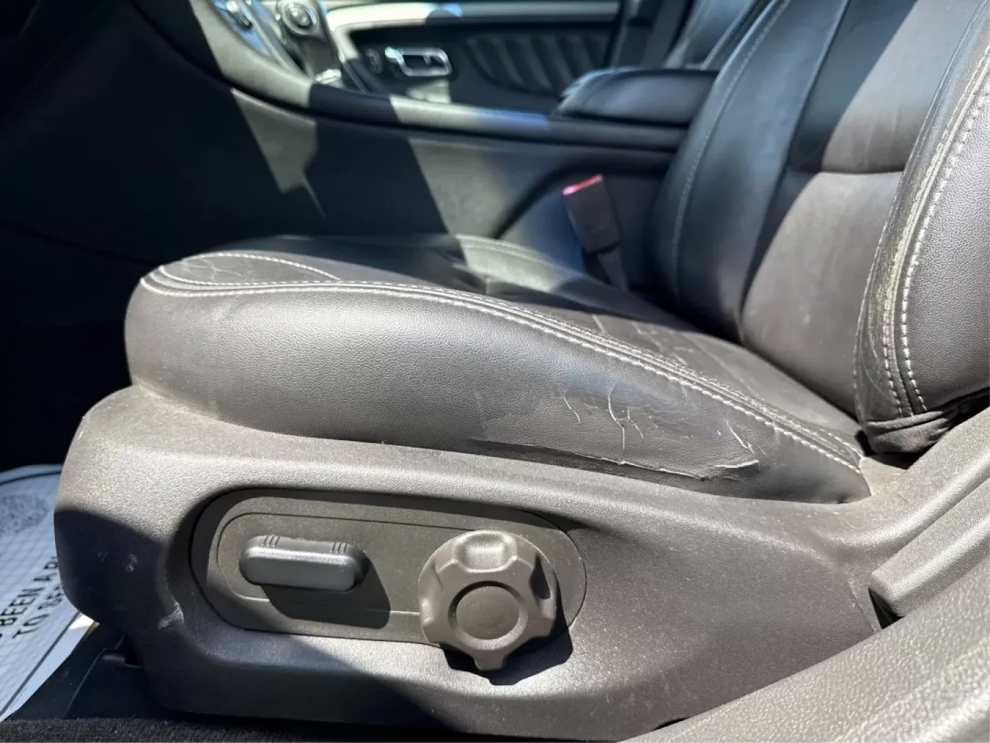 2013 Ford Taurus SEL (1FAHP2E87DG) with an EcoBoost 2L I-4 gasoline direct injection engine, located at 1099 N County Rd 25A, Troy, OH, 45373, (937) 908-9800, 40.057079, -84.212883 - ### Discover Your Next Adventure with the 2013 Ford Taurus SEL from Advantage Car and Credit!<br /> <br /> Are you seeking a reliable and stylish sedan for your daily commute, family road trips, or weekend adventures? Look no further! The 2013 Ford Taurus SEL, available at Advantage Car and Credit i - Photo#18