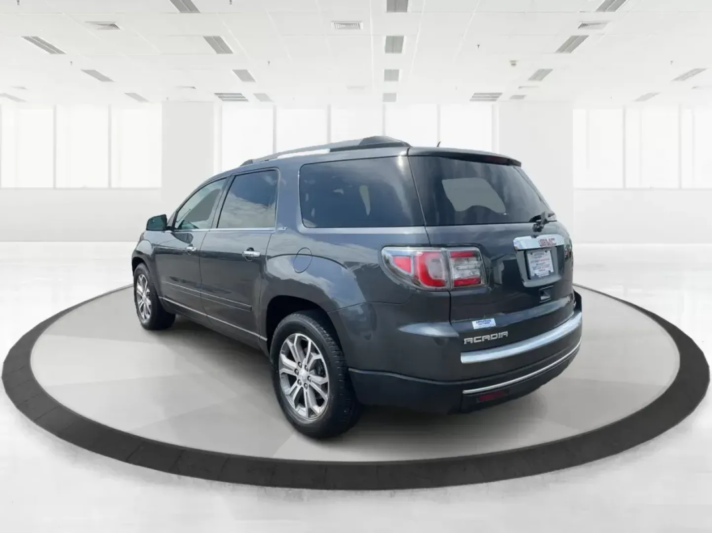 2013 GMC Acadia SLT-1 (1GKKVRKD3DJ) with an 3.6L V-6 gasoline direct injection engine, located at 4508 South Dixie Dr, Moraine, OH, 45439, (937) 908-9800, 39.689976, -84.218452 - Third Row - Photo#4