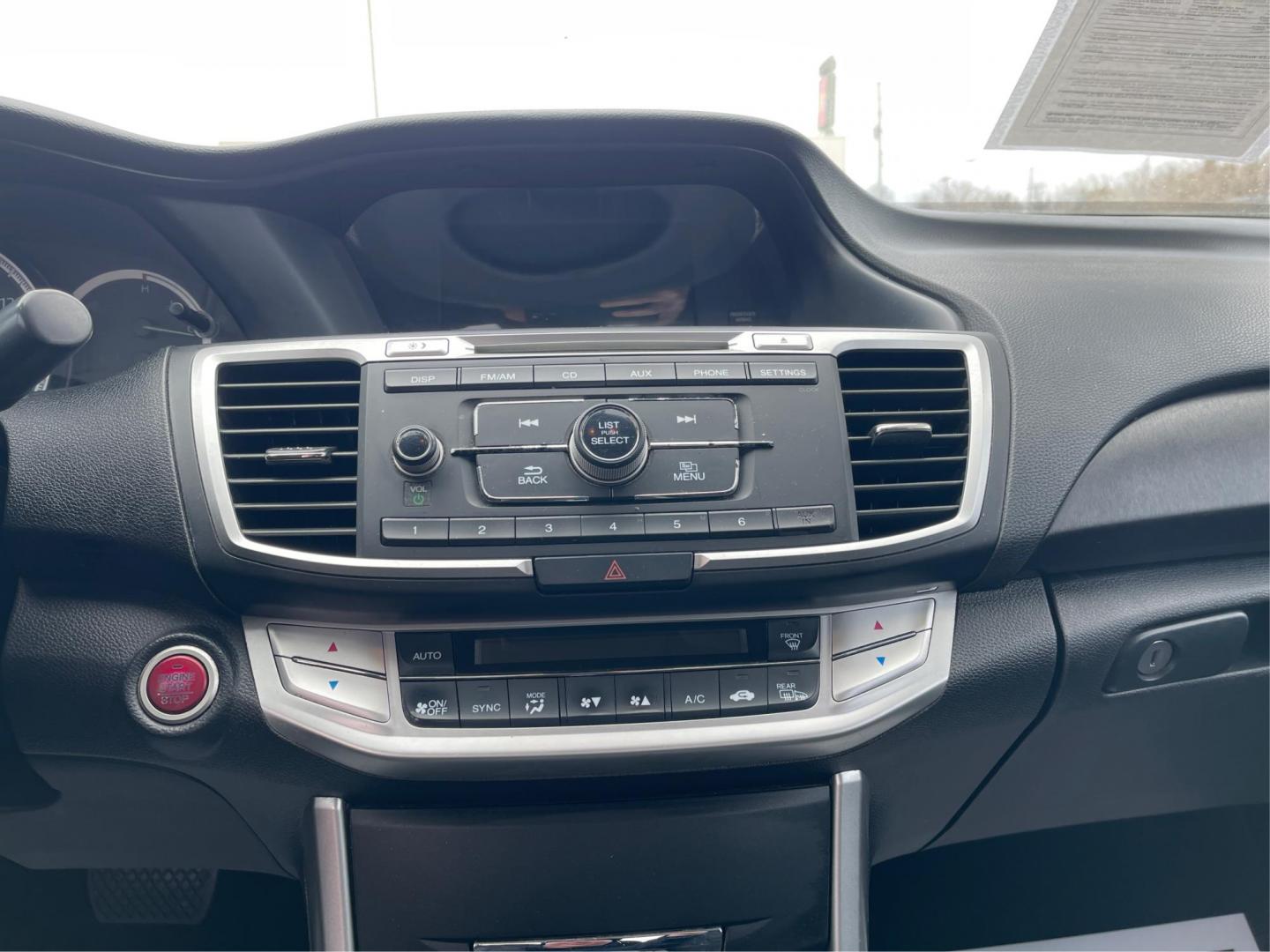 2013 Honda Accord EX Sedan CVT (1HGCR2F72DA) with an 2.4L L4 DOHC 16V engine, Continuously Variable Transmission transmission, located at 401 Woodman Dr, Riverside, OH, 45431, (937) 908-9800, 39.760899, -84.123421 - 2013 Honda Accord EX Sedan CVT - Photo#12