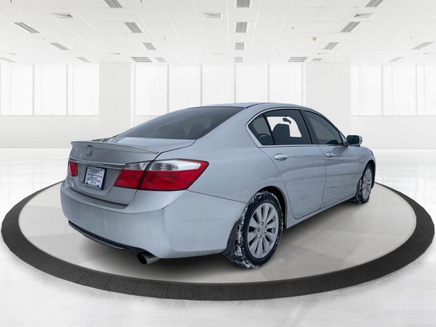 2013 Honda Accord EX Sedan CVT (1HGCR2F72DA) with an 2.4L L4 DOHC 16V engine, Continuously Variable Transmission transmission, located at 401 Woodman Dr, Riverside, OH, 45431, (937) 908-9800, 39.760899, -84.123421 - 2013 Honda Accord EX Sedan CVT - Photo#2