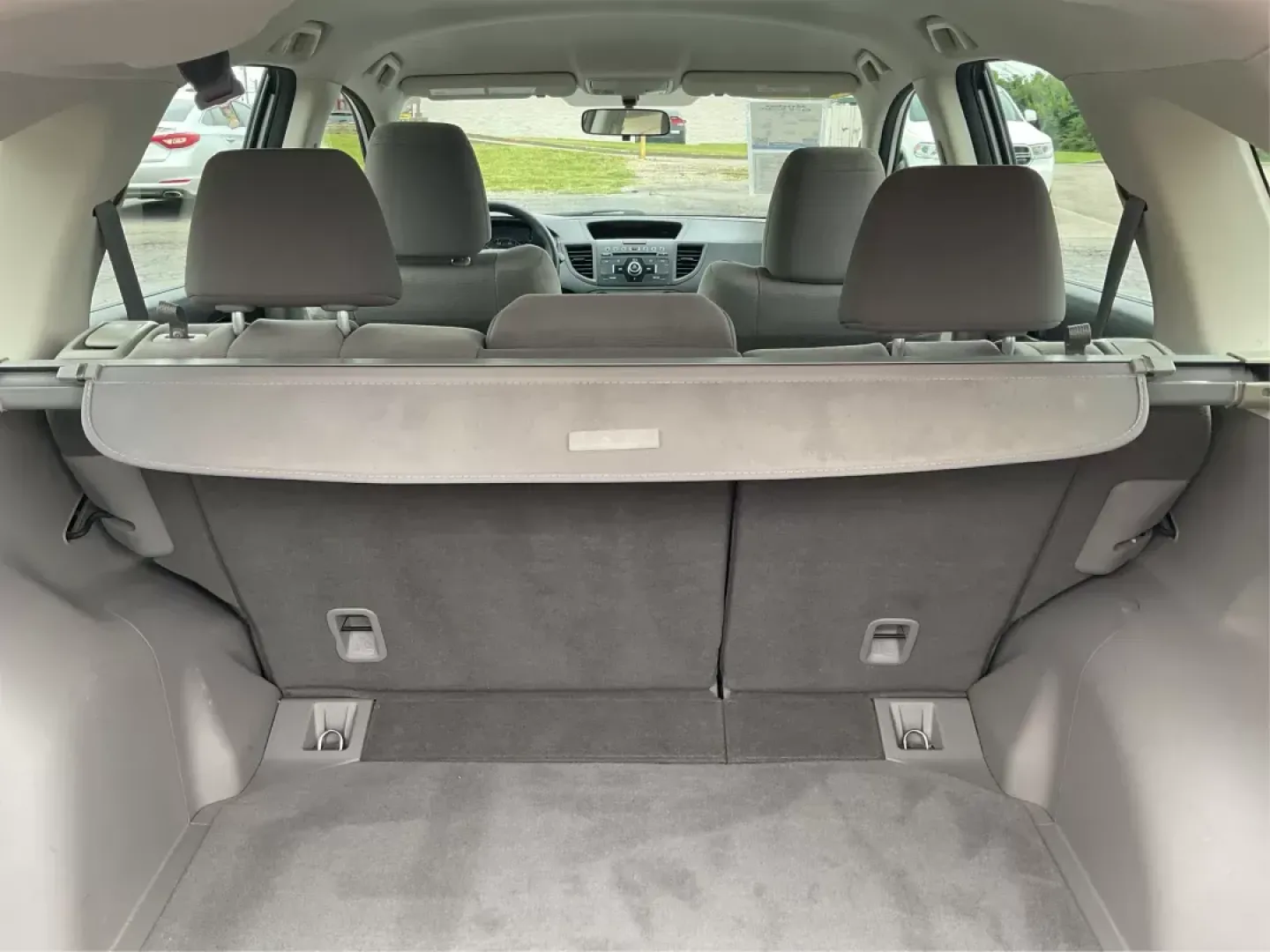2013 Honda CR-V LX (5J6RM3H37DL) with an 2.4L I-4 DOHC engine, located at 4508 South Dixie Dr, Moraine, OH, 45439, (937) 908-9800, 39.689976, -84.218452 - ### Discover Your Adventure with the 2013 Honda CR-V LX at Advantage Car and Credit!<br /> <br /> Are you ready to elevate your daily commute or embark on a family road trip? The 2013 Honda CR-V LX, available now at Advantage Car and Credit in Fairborn, OH, is the perfect companion for both urban li - Photo#11