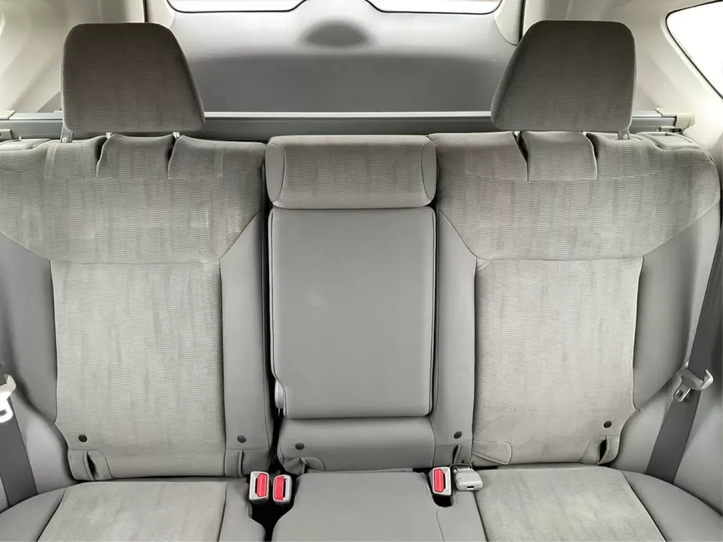 2013 Honda CR-V LX (5J6RM3H37DL) with an 2.4L I-4 DOHC engine, located at 4508 South Dixie Dr, Moraine, OH, 45439, (937) 908-9800, 39.689976, -84.218452 - ### Discover Your Adventure with the 2013 Honda CR-V LX at Advantage Car and Credit!<br /> <br /> Are you ready to elevate your daily commute or embark on a family road trip? The 2013 Honda CR-V LX, available now at Advantage Car and Credit in Fairborn, OH, is the perfect companion for both urban li - Photo#13