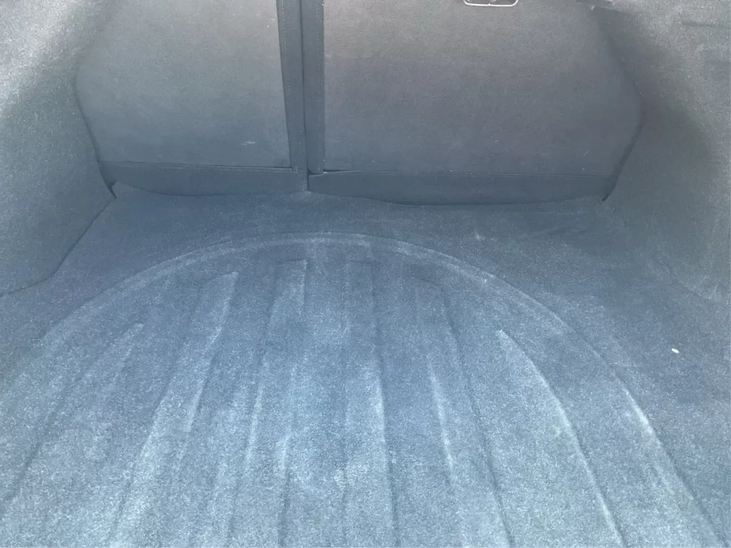 2013 Hyundai Elantra GLS (5NPDH4AE6DH) with an 1.8L I-4 DOHC engine, located at 8750 N County Rd 25A, Piqua, OH, 45356, (937) 908-9800, 40.164391, -84.232513 - **Unlock the Freedom of the Open Road with the 2013 Hyundai Elantra GLS** <br /> <br /> Are you ready to elevate your daily commute or embark on new adventures without breaking the bank? The 2013 Hyundai Elantra GLS, available at Advantage Car and Credit in Fairborn, OH, is the ideal sedan for budg - Photo#11