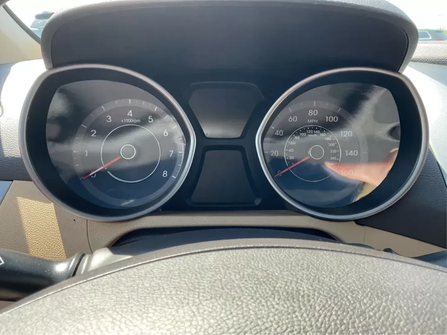 2013 Hyundai Elantra GLS (5NPDH4AE6DH) with an 1.8L I-4 DOHC engine, located at 8750 N County Rd 25A, Piqua, OH, 45356, (937) 908-9800, 40.164391, -84.232513 - **Unlock the Freedom of the Open Road with the 2013 Hyundai Elantra GLS** <br /> <br /> Are you ready to elevate your daily commute or embark on new adventures without breaking the bank? The 2013 Hyundai Elantra GLS, available at Advantage Car and Credit in Fairborn, OH, is the ideal sedan for budg - Photo#14