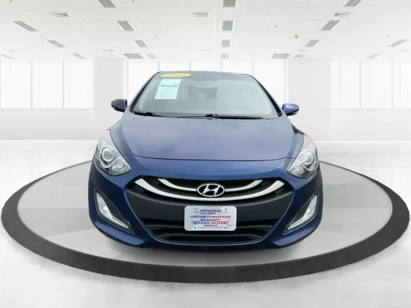 2013 Hyundai Elantra GT Base (KMHD35LE4DU) with an Other engine, located at 4508 South Dixie Dr, Moraine, OH, 45439, (937) 908-9800, 39.689976, -84.218452 - **Discover Your Perfect Ride: 2013 Hyundai Elantra GT at Advantage Car and Credit!**<br /> <br /> Are you ready to elevate your daily commute or weekend adventures? Look no further than this stunning 2013 Hyundai Elantra GT, a versatile sedan that perfectly balances comfort, style, and fuel efficien - Photo#6