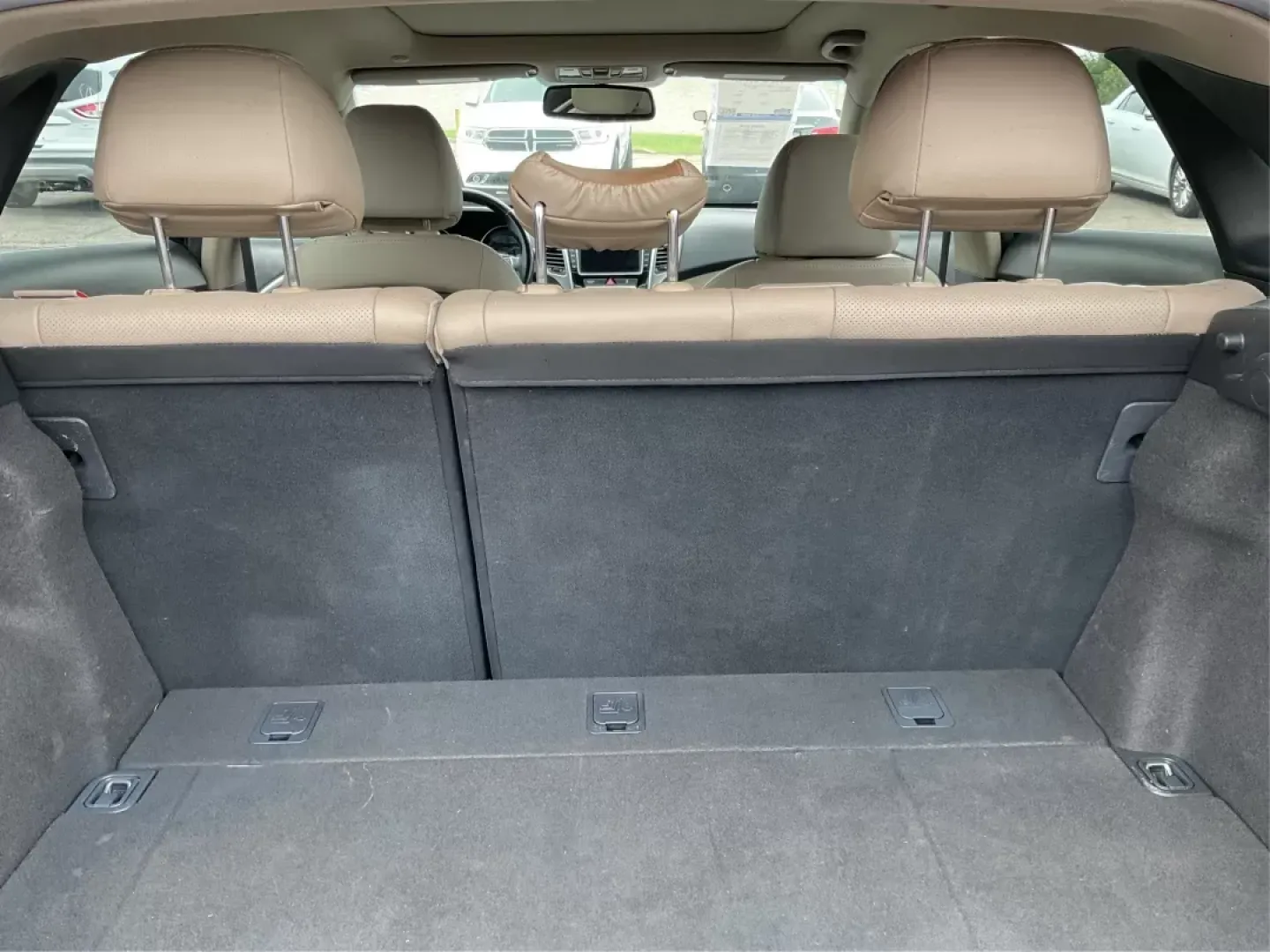 2013 Hyundai Elantra GT Base (KMHD35LE4DU) with an Other engine, located at 4508 South Dixie Dr, Moraine, OH, 45439, (937) 908-9800, 39.689976, -84.218452 - **Discover Your Perfect Ride: 2013 Hyundai Elantra GT at Advantage Car and Credit!**<br /> <br /> Are you ready to elevate your daily commute or weekend adventures? Look no further than this stunning 2013 Hyundai Elantra GT, a versatile sedan that perfectly balances comfort, style, and fuel efficien - Photo#11