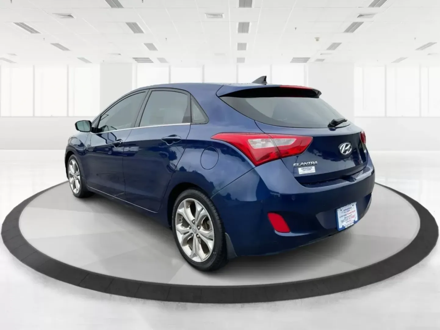 2013 Hyundai Elantra GT Base (KMHD35LE4DU) with an Other engine, located at 4508 South Dixie Dr, Moraine, OH, 45439, (937) 908-9800, 39.689976, -84.218452 - ### Discover the 2013 Hyundai Elantra GT Your Perfect Commuter Companion!<br /> <br /> Are you on the hunt for a reliable, stylish, and affordable vehicle that effortlessly fits into your everyday life? Look no further than the 2013 Hyundai Elantra GT, available now at Advantage Car and Credit in F - Photo#4