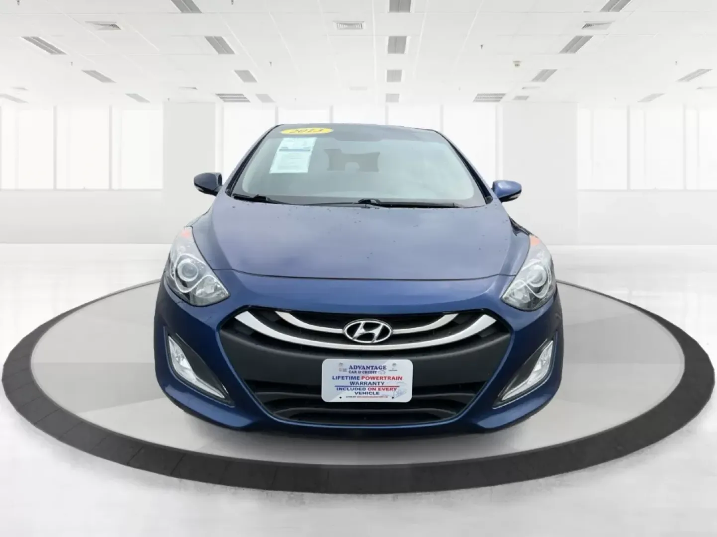 2013 Hyundai Elantra GT Base (KMHD35LE4DU) with an Other engine, located at 4508 South Dixie Dr, Moraine, OH, 45439, (937) 908-9800, 39.689976, -84.218452 - ### Discover the 2013 Hyundai Elantra GT Your Perfect Commuter Companion!<br /> <br /> Are you on the hunt for a reliable, stylish, and affordable vehicle that effortlessly fits into your everyday life? Look no further than the 2013 Hyundai Elantra GT, available now at Advantage Car and Credit in F - Photo#7