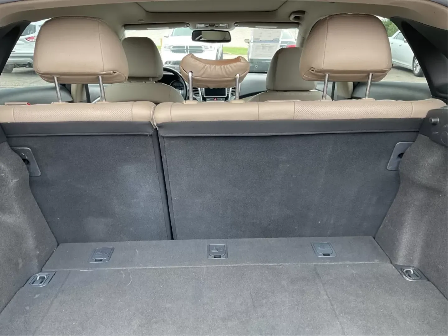 2013 Hyundai Elantra GT Base (KMHD35LE4DU) with an Other engine, located at 4508 South Dixie Dr, Moraine, OH, 45439, (937) 908-9800, 39.689976, -84.218452 - ### Discover the 2013 Hyundai Elantra GT Your Perfect Commuter Companion!<br /> <br /> Are you on the hunt for a reliable, stylish, and affordable vehicle that effortlessly fits into your everyday life? Look no further than the 2013 Hyundai Elantra GT, available now at Advantage Car and Credit in F - Photo#12