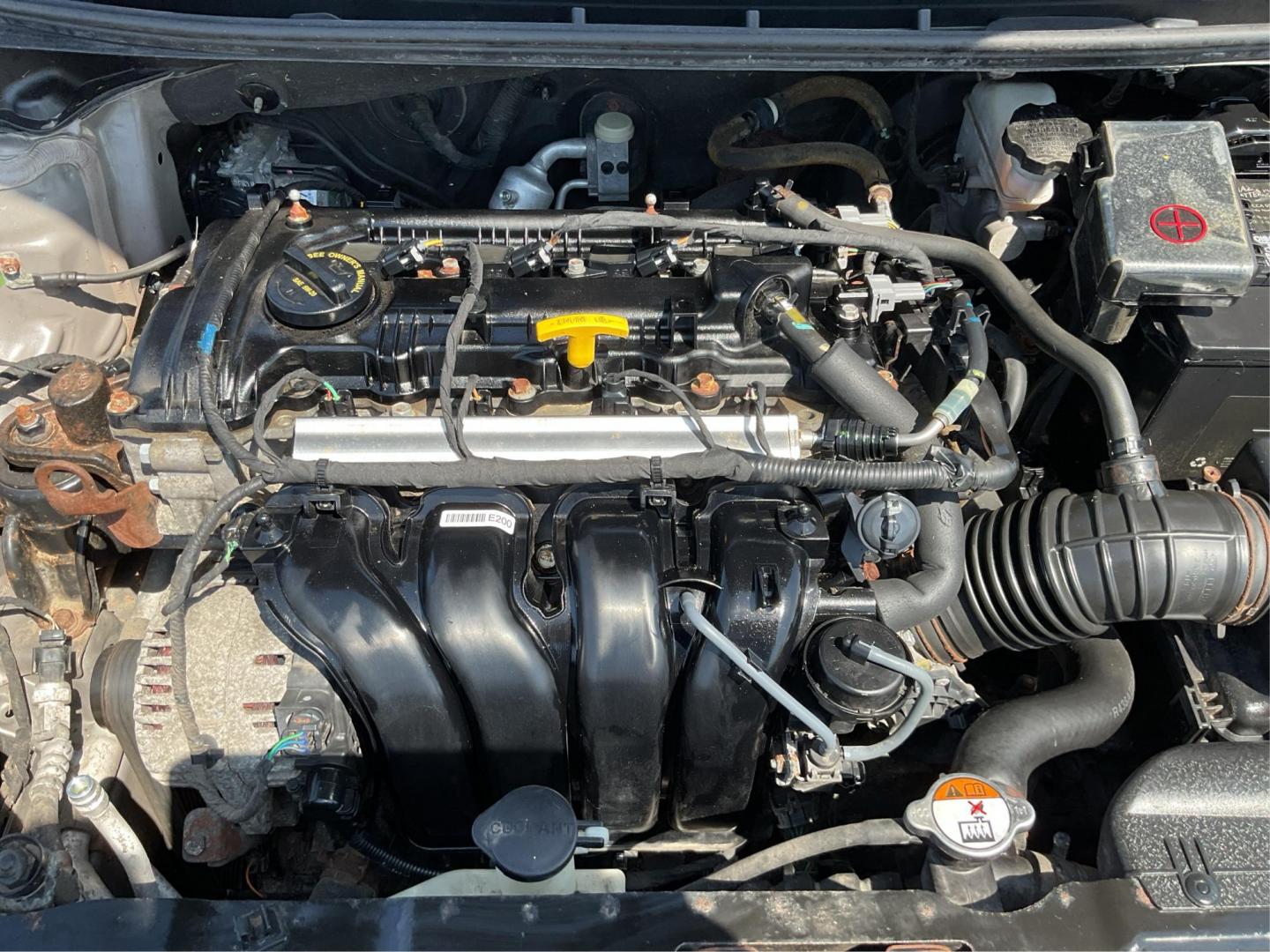 2013 Hyundai Elantra GLS (5NPDH4AE6DH) with an 1.8L I-4 DOHC engine, located at 880 E. National Road, Vandalia, OH, 45377, (937) 908-9800, 39.891918, -84.183594 - 2013 Hyundai Elantra GLS - Photo#10