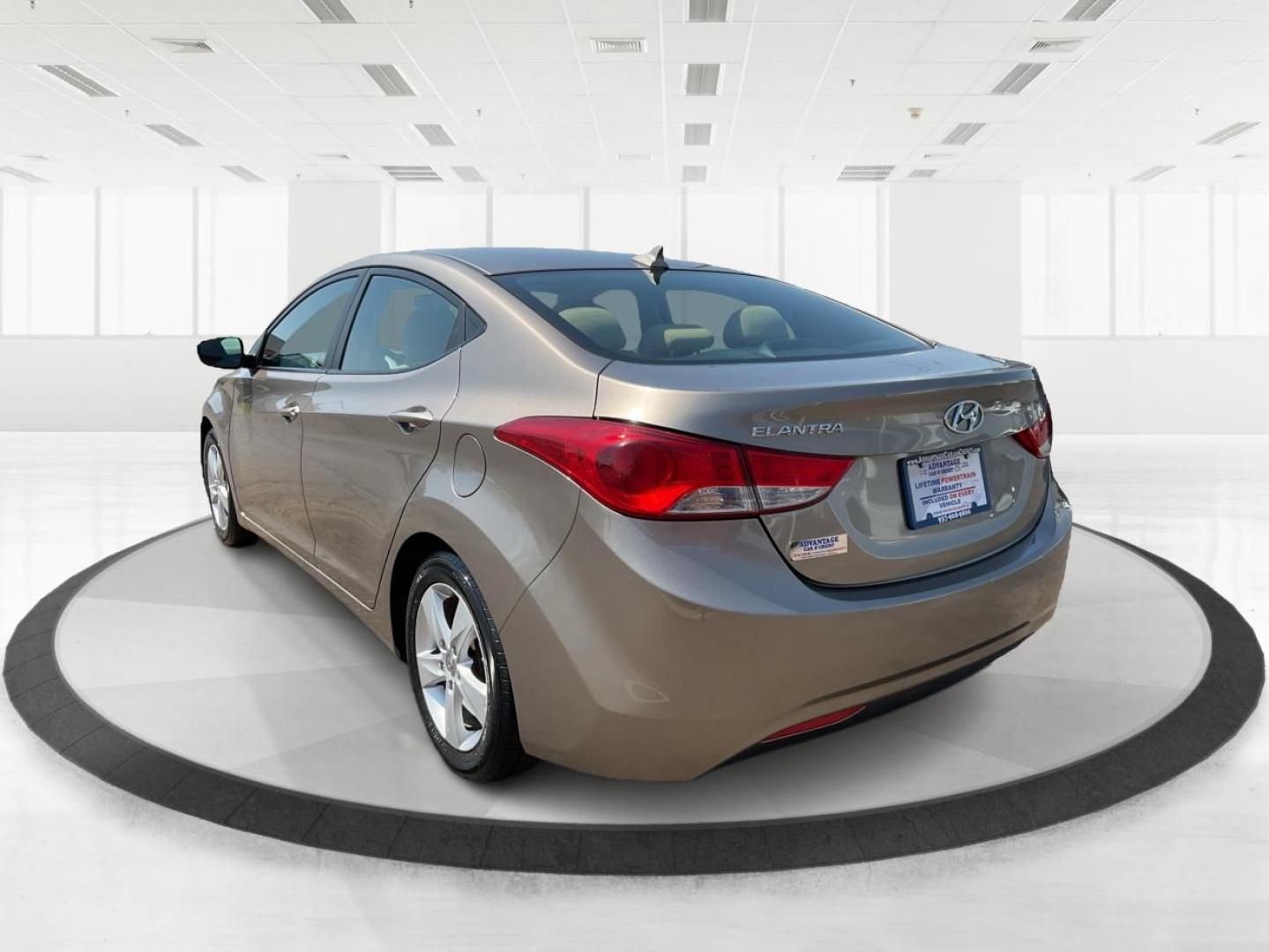2013 Hyundai Elantra GLS (5NPDH4AE6DH) with an 1.8L I-4 DOHC engine, located at 880 E. National Road, Vandalia, OH, 45377, (937) 908-9800, 39.891918, -84.183594 - 2013 Hyundai Elantra GLS - Photo#4