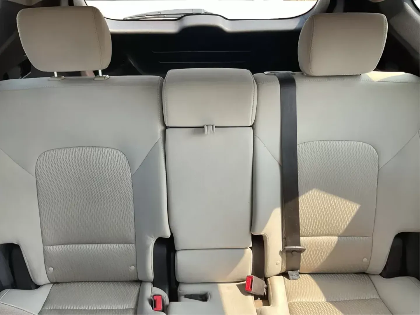 2013 Twilight Black Hyundai Santa Fe Sport 2.4 AWD (5XYZUDLB5DG) with an 2.4L L4 DOHC 16V engine, 6-Speed Automatic transmission, located at 4508 South Dixie Dr, Moraine, OH, 45439, (937) 908-9800, 39.689976, -84.218452 - **Explore Adventure with the 2013 Hyundai Santa Fe Sport in Fairborn, OH!**<br /> <br /> Are you ready to elevate your family adventures or tackle daily commutes with style and reliability? Look no further than the stunning 2013 Hyundai Santa Fe Sport 2.4 AWD, available at Advantage Car and Credit, - Photo#12