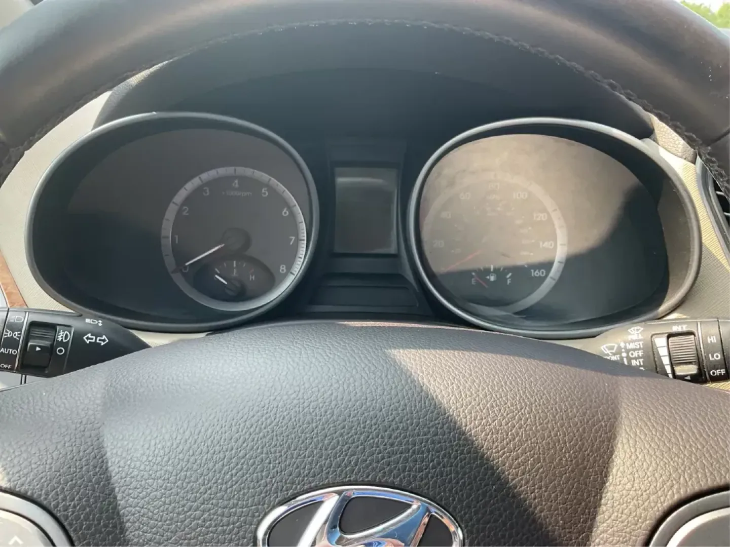2013 Twilight Black Hyundai Santa Fe Sport 2.4 AWD (5XYZUDLB5DG) with an 2.4L L4 DOHC 16V engine, 6-Speed Automatic transmission, located at 4508 South Dixie Dr, Moraine, OH, 45439, (937) 908-9800, 39.689976, -84.218452 - **Explore Adventure with the 2013 Hyundai Santa Fe Sport in Fairborn, OH!**<br /> <br /> Are you ready to elevate your family adventures or tackle daily commutes with style and reliability? Look no further than the stunning 2013 Hyundai Santa Fe Sport 2.4 AWD, available at Advantage Car and Credit, - Photo#13
