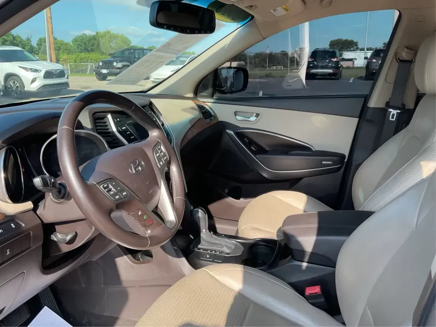 2013 Hyundai Santa Fe Sport 2.0 AWD (5XYZUDLA2DG) with an 2.0L L4 DOHC 16V engine, 6-Speed Automatic transmission, located at 1099 N County Rd 25A, Troy, OH, 45373, (937) 908-9800, 40.057079, -84.212883 - **Experience Adventure with the 2013 Hyundai Santa Fe Sport 2.0 AWD at Advantage Car and Credit!**<br /> <br /> Are you ready to elevate your lifestyle with a vehicle perfectly tailored for your adventures? The 2013 Hyundai Santa Fe Sport 2.0 AWD is not just a mode of transportation; it's a versatil - Photo#8