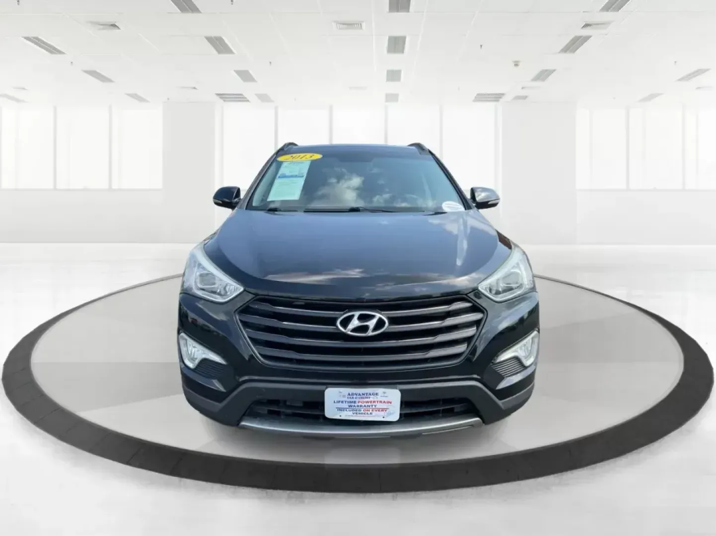 2013 Hyundai Santa Fe Limited (KM8SRDHF5DU) with an Lambda II 3.3L V-6 gasoline direct injection engine, located at 1099 N County Rd 25A, Troy, OH, 45373, (937) 908-9800, 40.057079, -84.212883 - **Experience Every Journey with Style and Comfort: 2013 Hyundai Santa Fe Limited at Advantage Car and Credit!**<br /> <br /> Are you looking for a vehicle that seamlessly blends comfort, capability, and style for your family adventures or daily commutes? Look no further! The 2013 Hyundai Santa Fe Li - Photo#6