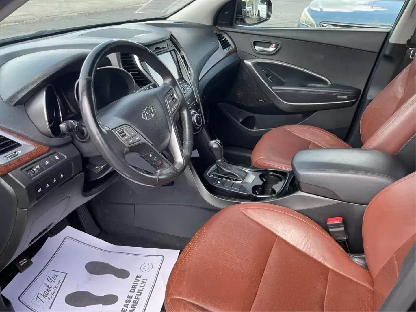 2013 Hyundai Santa Fe Limited (KM8SRDHF5DU) with an Lambda II 3.3L V-6 gasoline direct injection engine, located at 1099 N County Rd 25A, Troy, OH, 45373, (937) 908-9800, 40.057079, -84.212883 - **Experience Every Journey with Style and Comfort: 2013 Hyundai Santa Fe Limited at Advantage Car and Credit!**<br /> <br /> Are you looking for a vehicle that seamlessly blends comfort, capability, and style for your family adventures or daily commutes? Look no further! The 2013 Hyundai Santa Fe Li - Photo#8