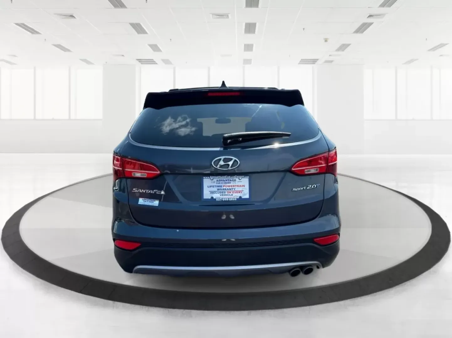 2013 Hyundai Santa Fe Sport 2.0T (5XYZU3LA1DG) with an Theta II 2L I-4 gasoline direct injection engine, located at 1230 East Main St, Xenia, OH, 45385, (937) 908-9800, 39.688026, -83.910172 - **Discover Adventure with the 2013 Hyundai Santa Fe at Advantage Car and Credit!**<br /> <br /> Are you ready to embrace the open road? Whether you're planning a weekend getaway or commuting to work, the 2013 Hyundai Santa Fe Sport 2.0T is the perfect vehicle to elevate your lifestyle. Designed for - Photo#3