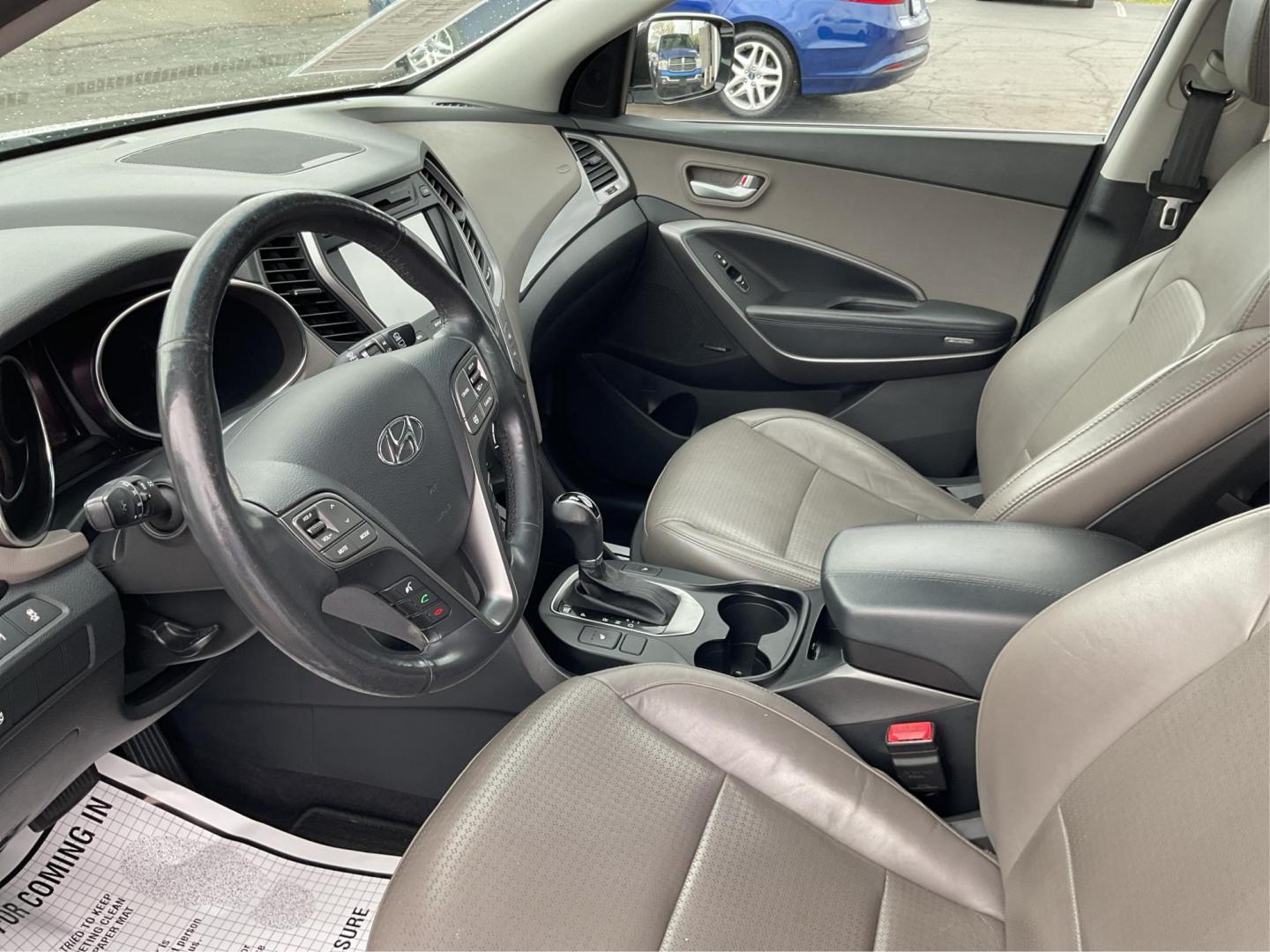 2013 Hyundai Santa Fe Sport (5XYZU3LB9DG) with an Theta II 2.4L I-4 gasoline direct injection engine, located at 880 E. National Road, Vandalia, OH, 45377, (937) 908-9800, 39.891918, -84.183594 - One Owner - Photo#8